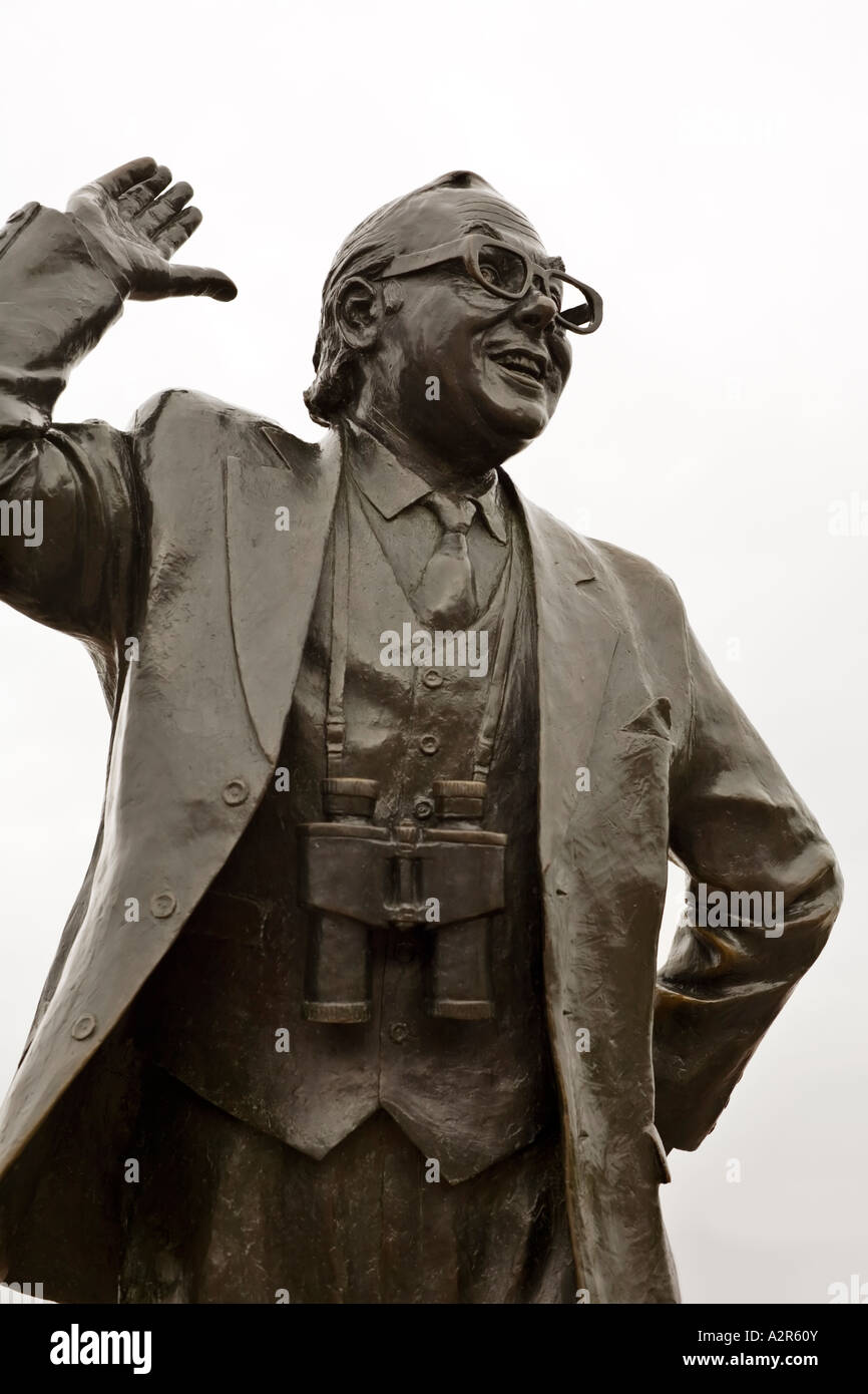 Statue in the seaside resort of Morecambe Lancashire England commemorating the comedian Eric Morecambe Stock Photo