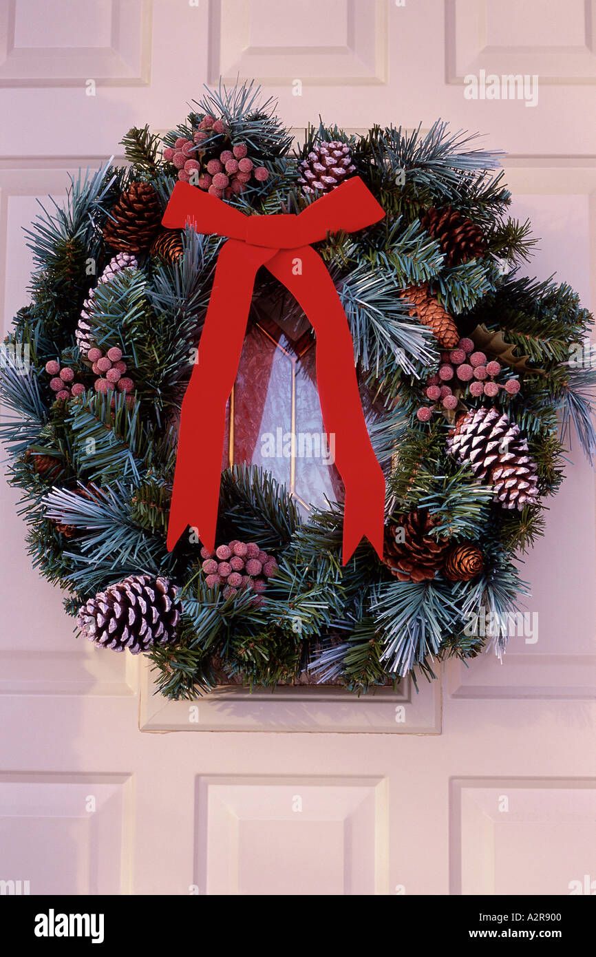 Christmas wreath on door Stock Photo Alamy