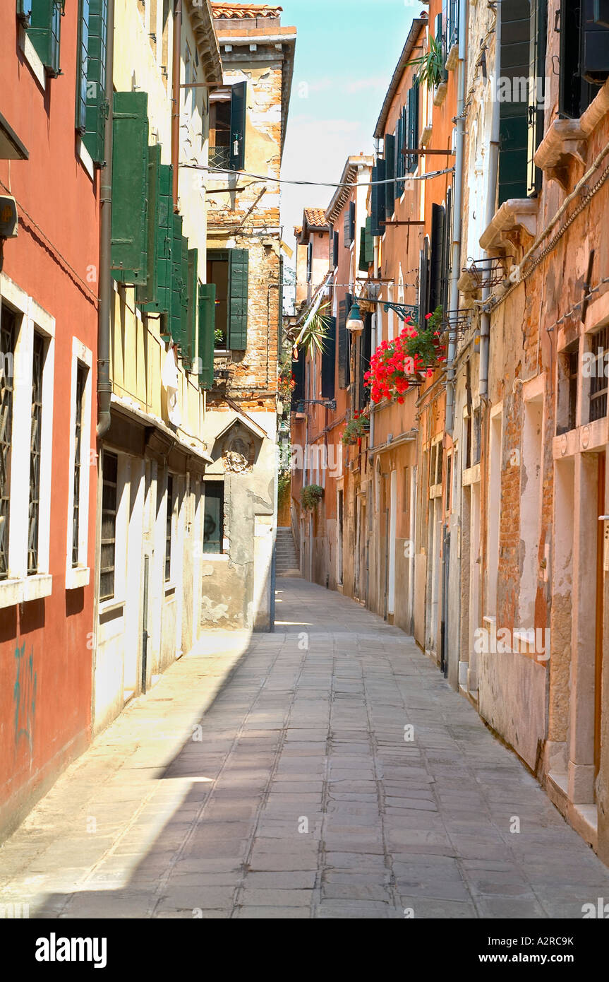 Narrow street in Venice Stock Photo Alamy