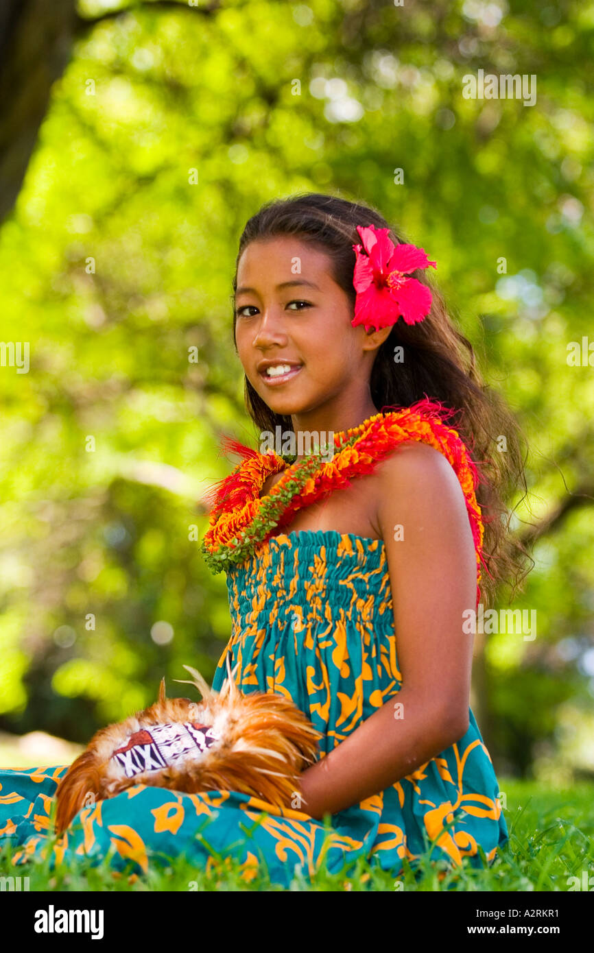 Young Hawaiian girl Stock Photo - Alamy