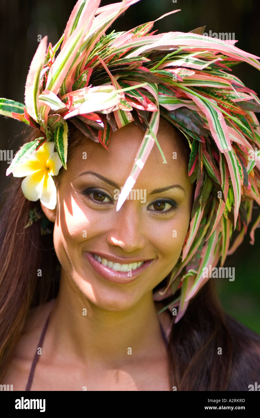 hawaiian hula dancer Stock Photo - Alamy