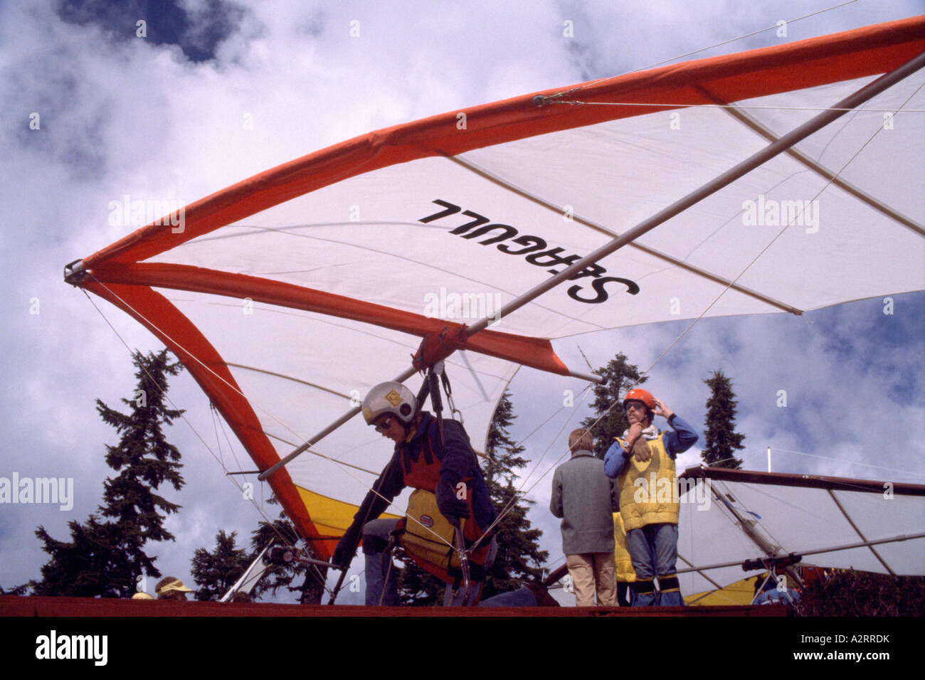 Hang Glider preparing for Takeoff Stock Photo Alamy