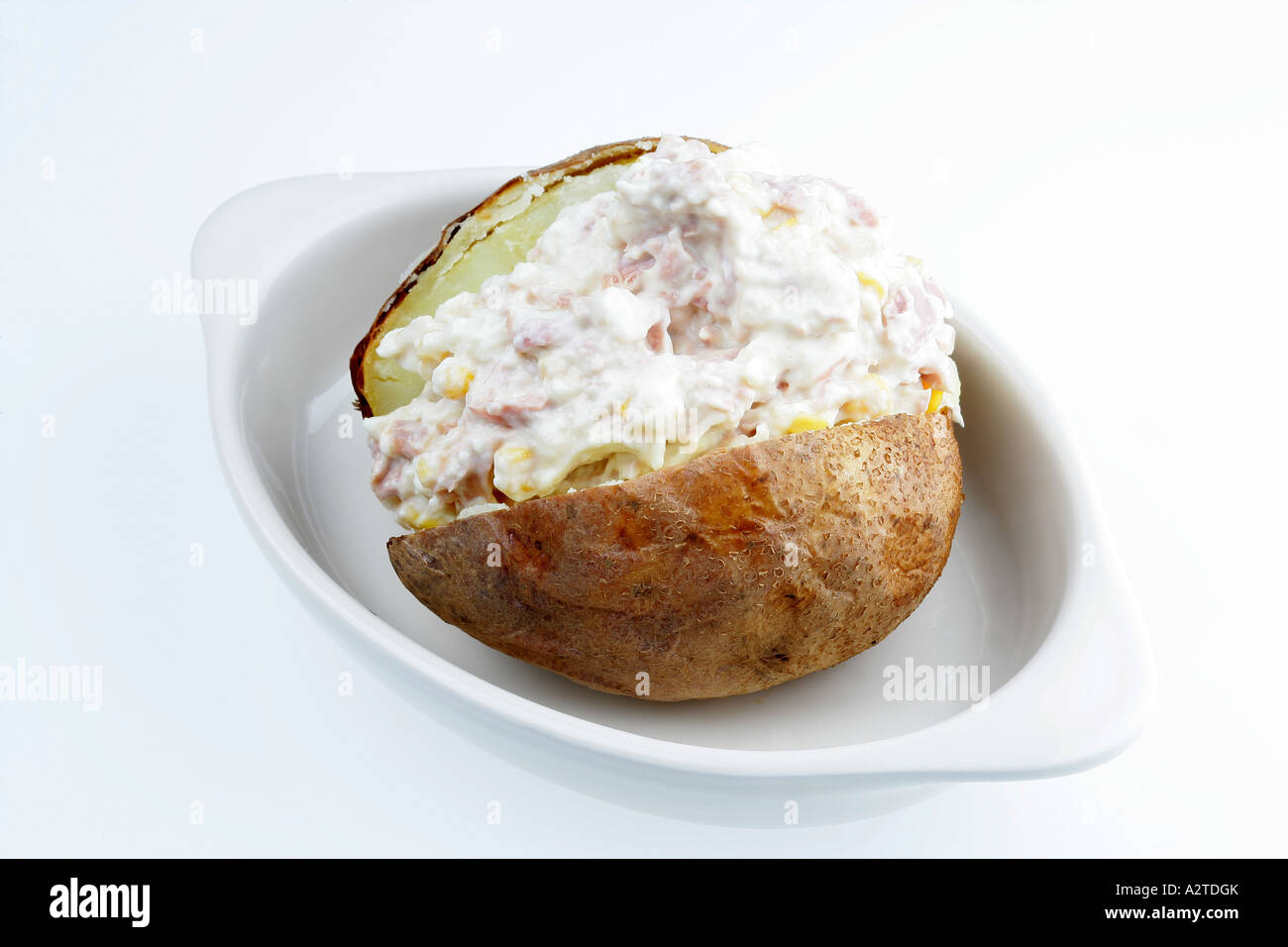 Jacket Potato with Tuna Mayonnaise and Sweetcorn Stock Photo Alamy