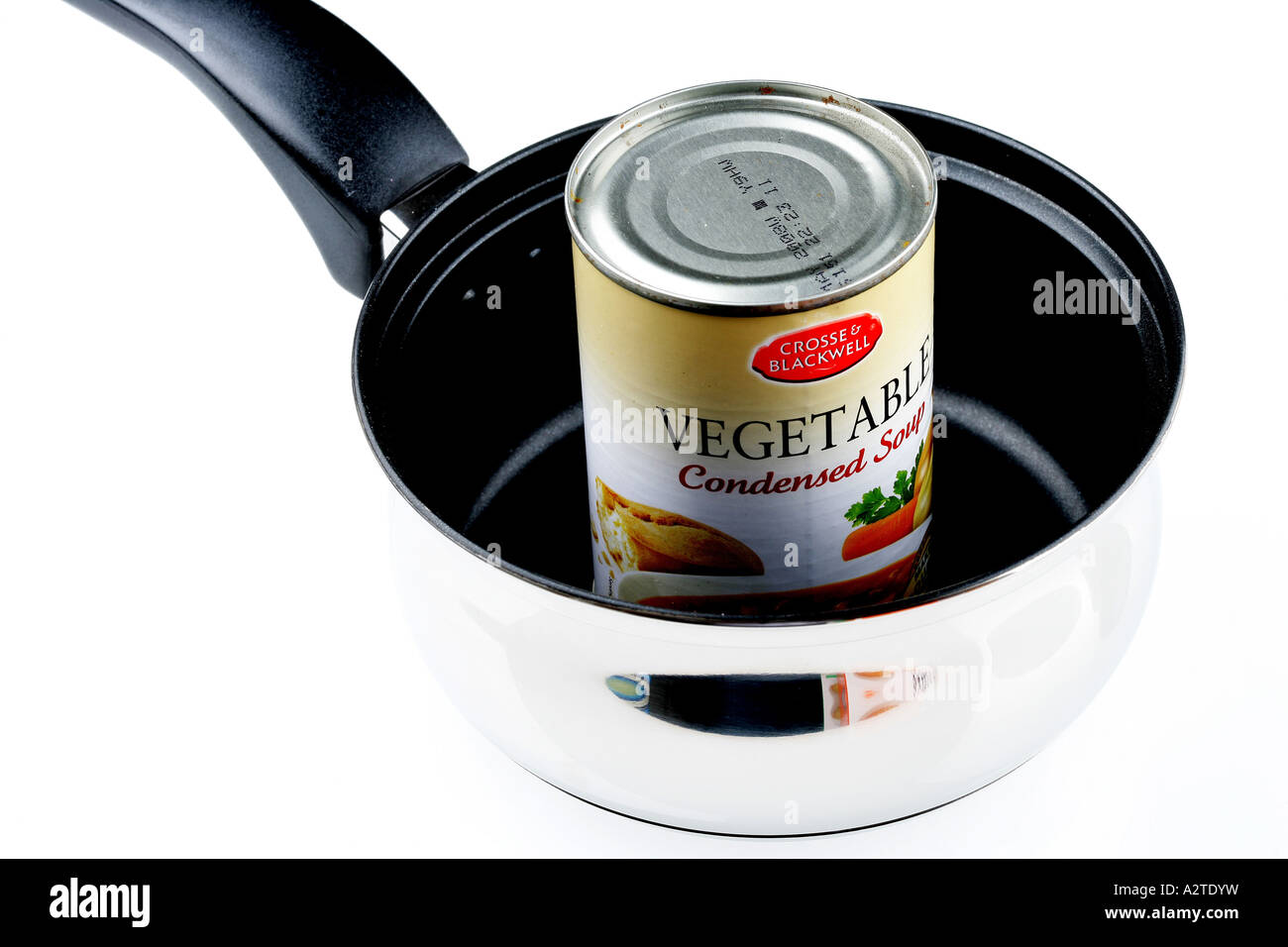 Tin of Vegetable Soup in a Saucepan Stock Photo Alamy