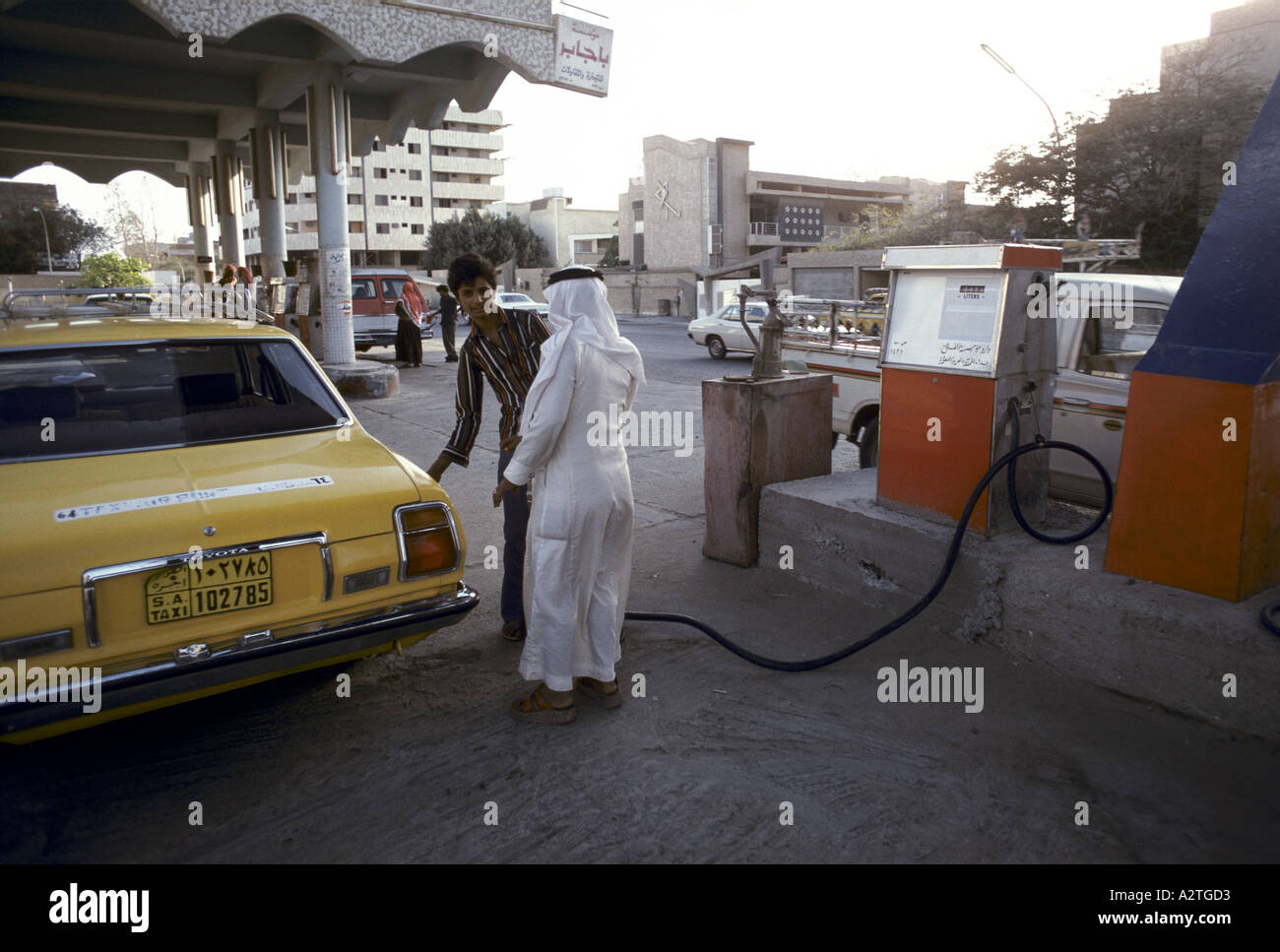 saudi arabia jeddah filling car at petrol station 1980 Stock Photo Alamy