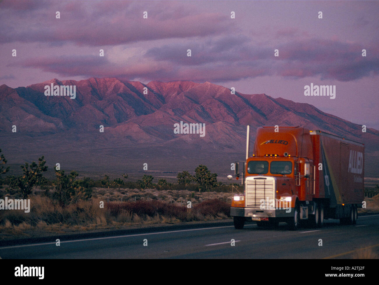 traffic on desert road usa Stock Photo