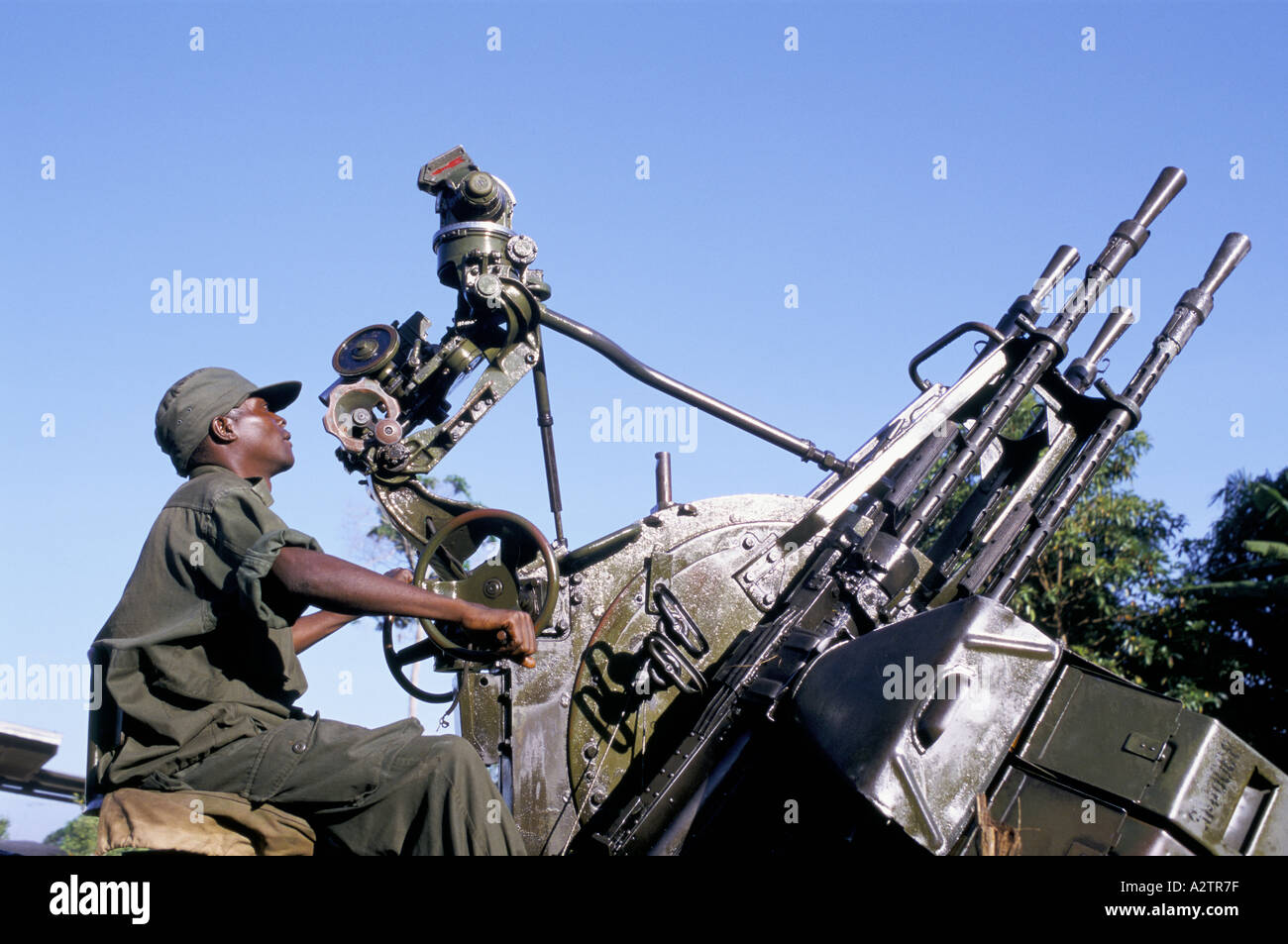 Soldier with anti-aircraft gun,Congo ,Ugandan army 1999 Stock Photo