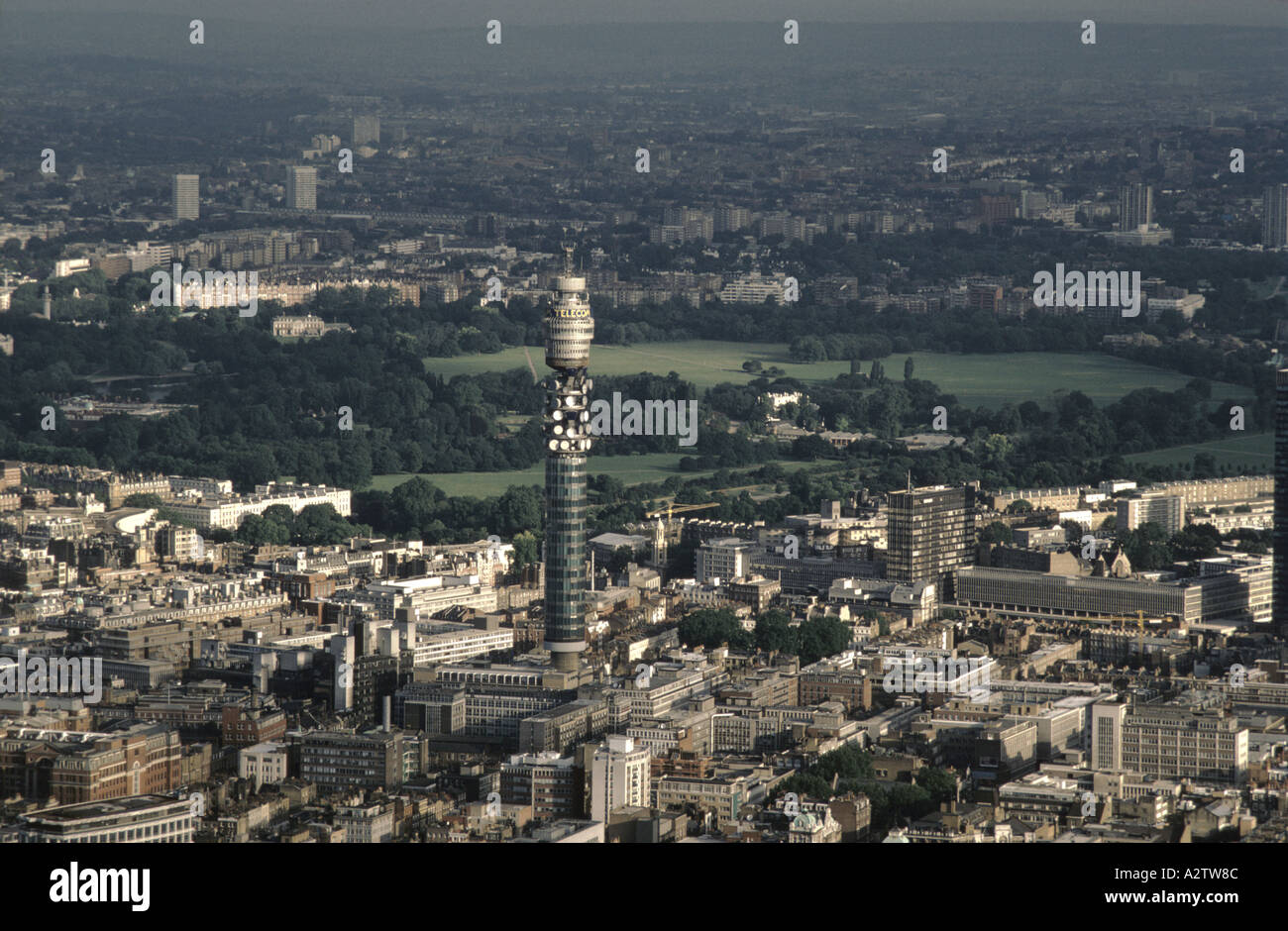 Aerial view of tower of london hi-res stock photography and images - Alamy