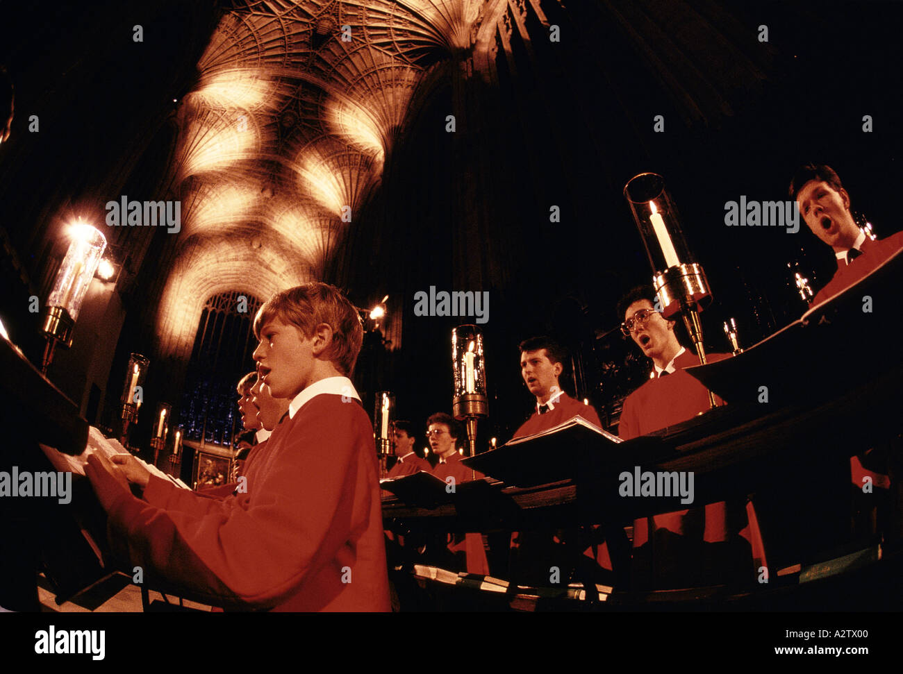 Choir boys singing hires stock photography and images Alamy