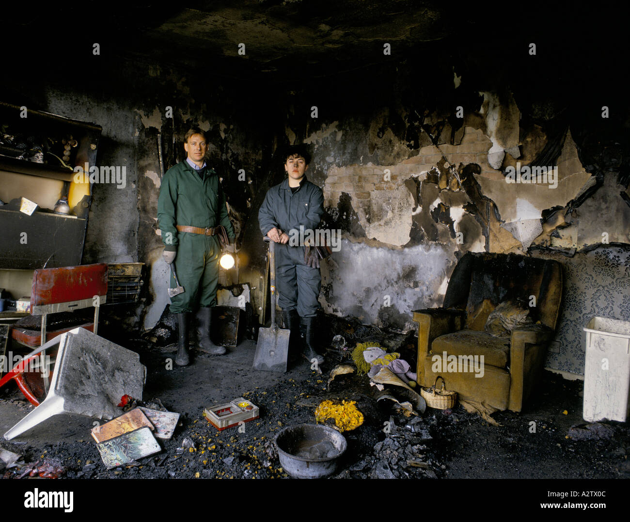 acc dis police forensic scientists investigating a home fire Stock Photo -  Alamy