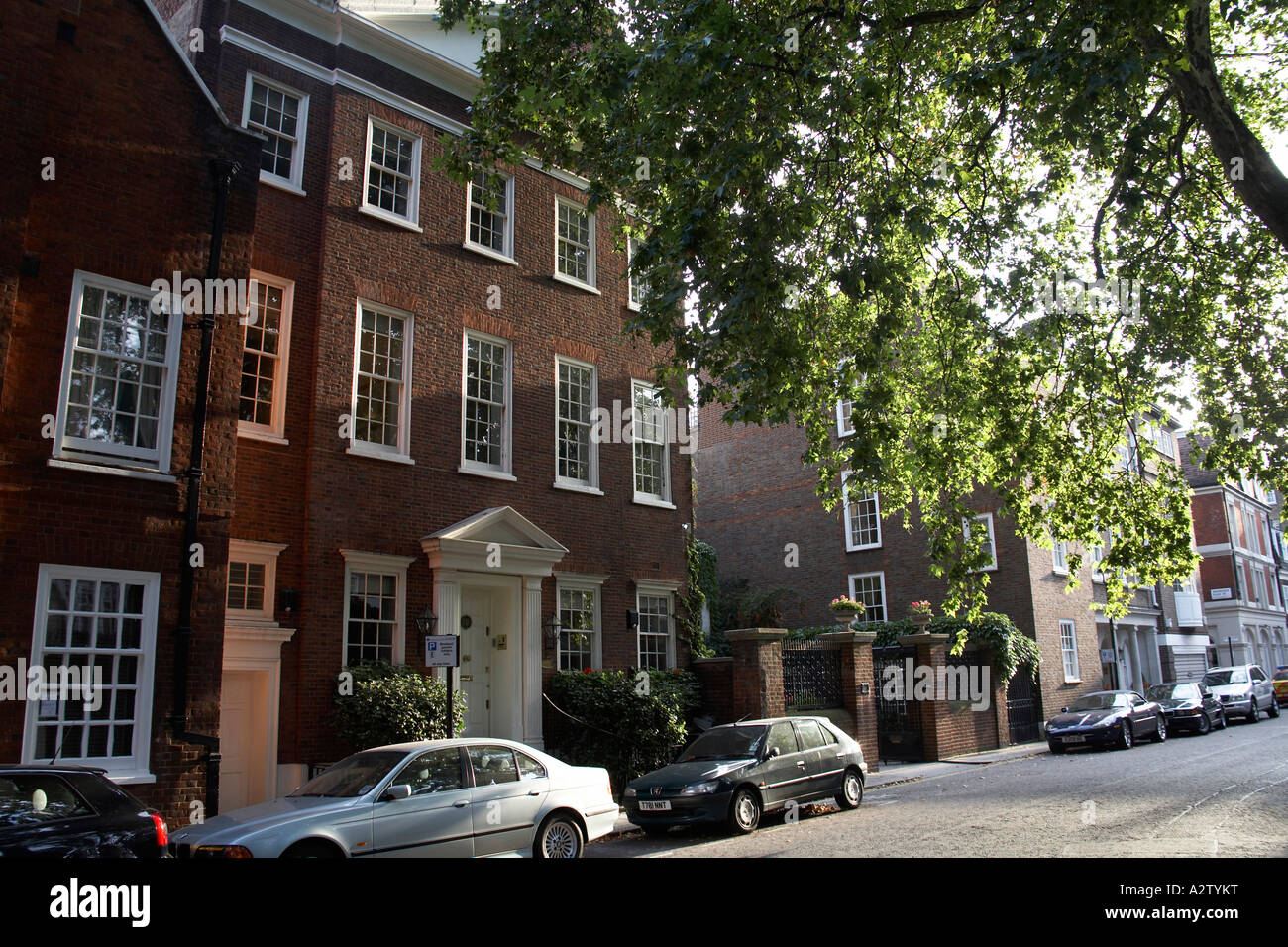 Grand houses of Lees Place in Mayfair London W1 England Stock Photo Alamy