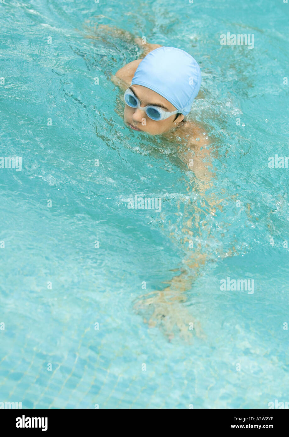 Black swimming cap hi-res stock photography and images - Alamy