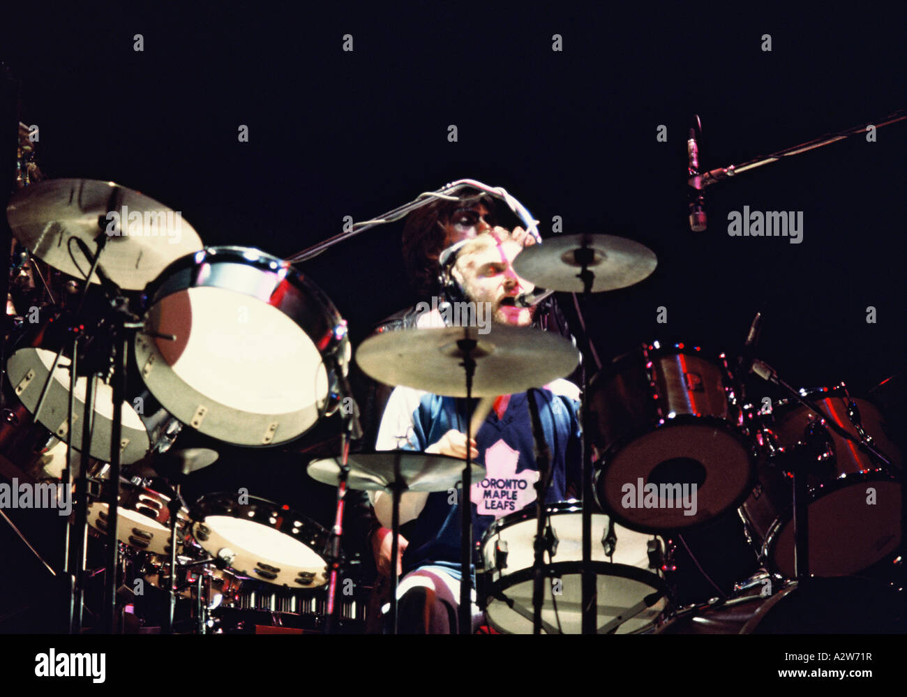 Phil collins drums hi-res stock photography and images - Alamy