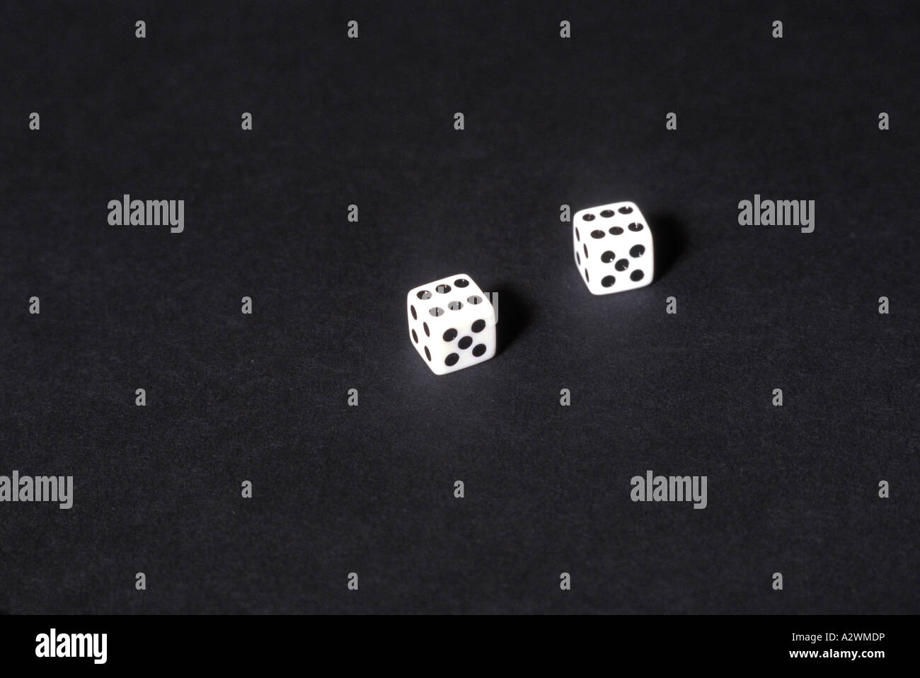 Cubical dice hires stock photography and images Alamy