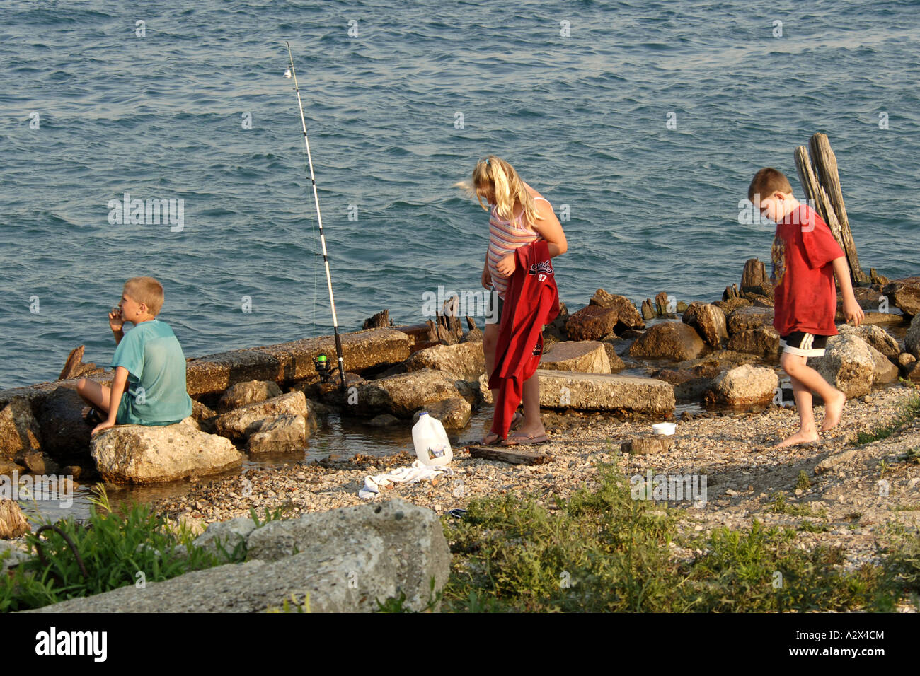 People fish in detroit river hi-res stock photography and images - Alamy