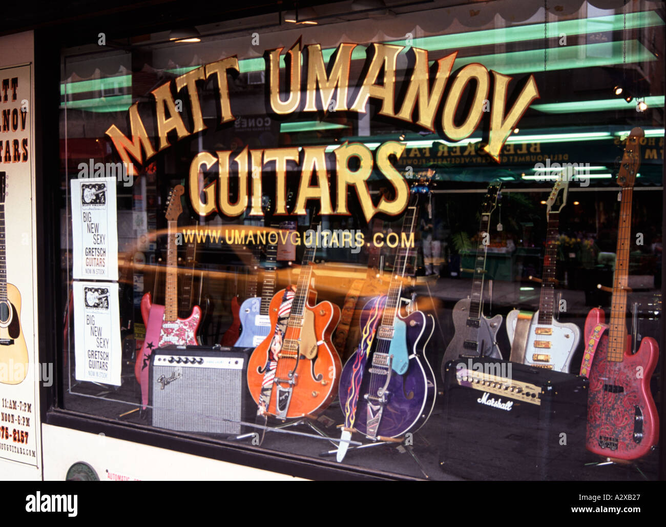 Matt Umanov Guitars High Resolution Stock Photography and Images - Alamy