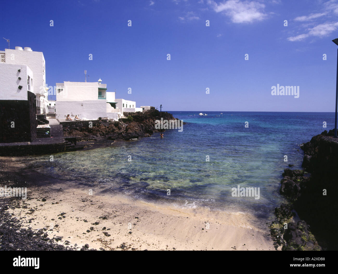 dh PUNTA DE MUJERES LANZAROTE Waterfront white houses fishing village