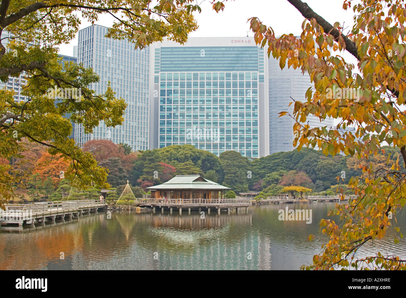 Tokyo Japan Hamarikyu Garden Near The Sumida River Japanese Tea House Stock Photo Alamy