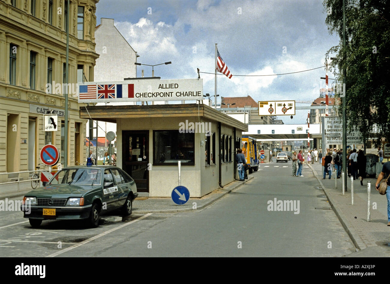 Allied Checkpoint Charlie, c. 1990, Berlin, Germany Stock Photo
