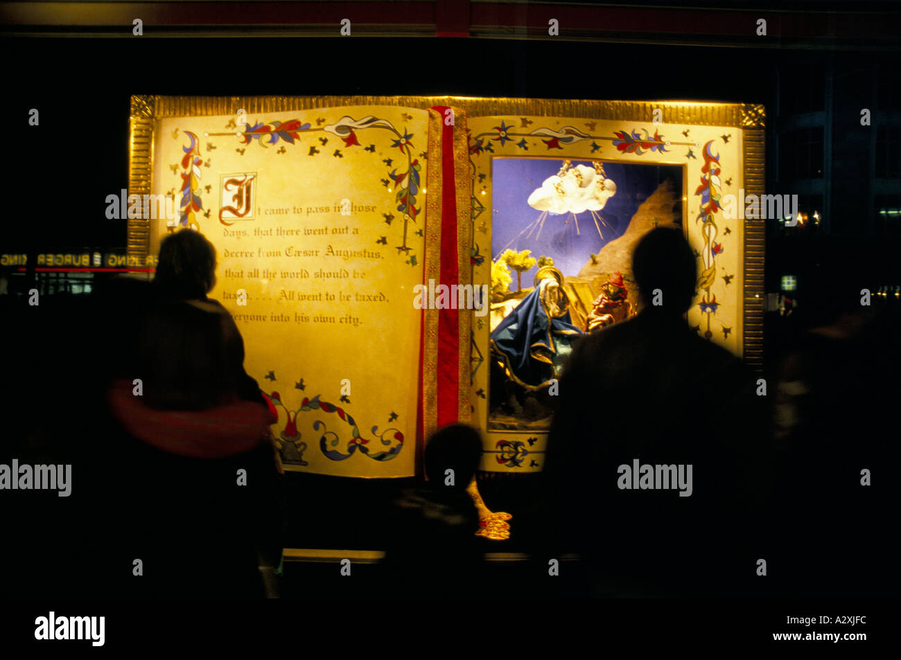 christmas window display selfridges london Stock Photo - Alamy