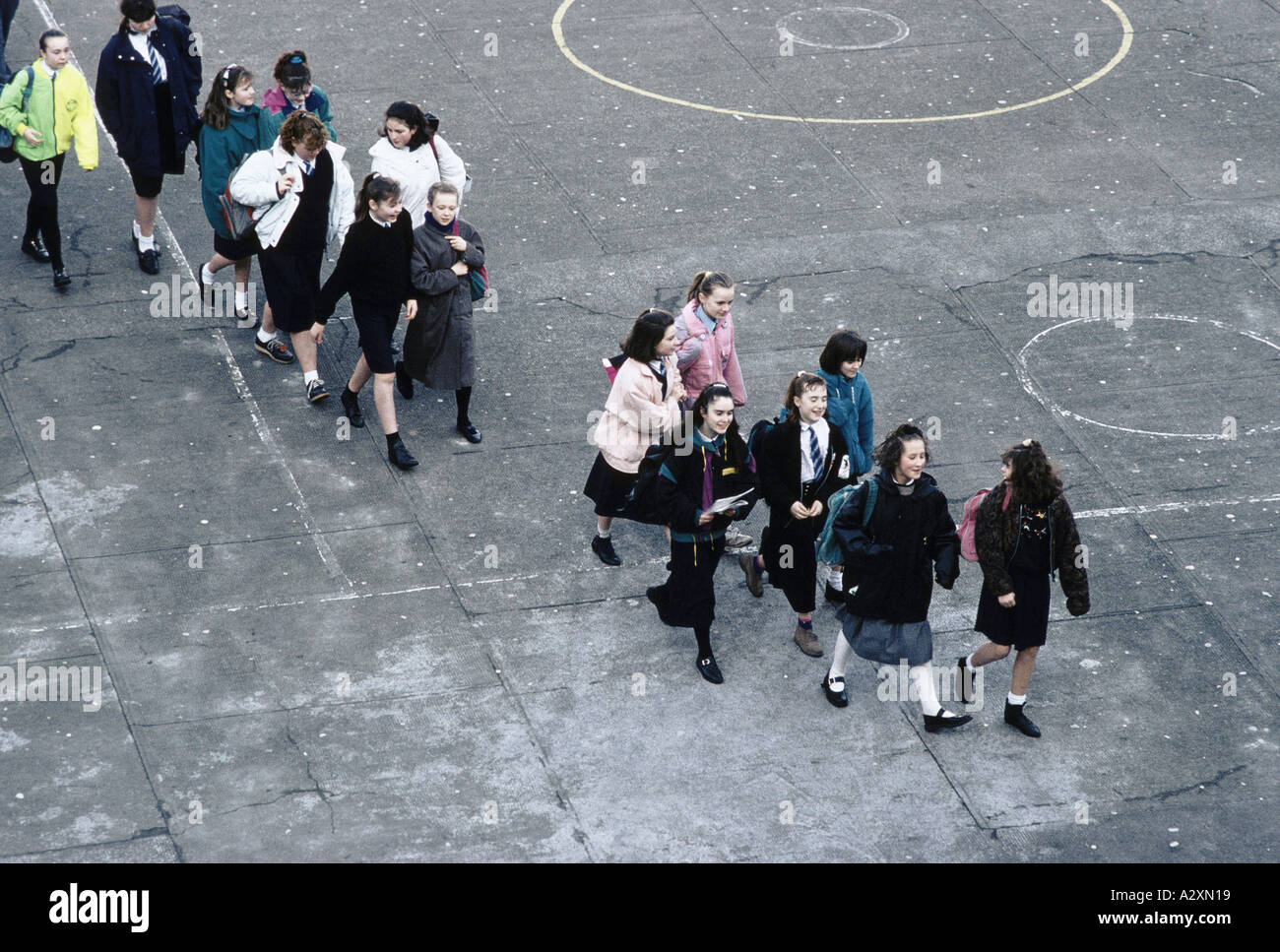 Girls school playground uk hi-res stock photography and images - Alamy