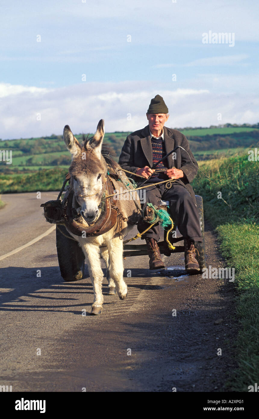 Donkey and cart ireland hires stock photography and images Alamy