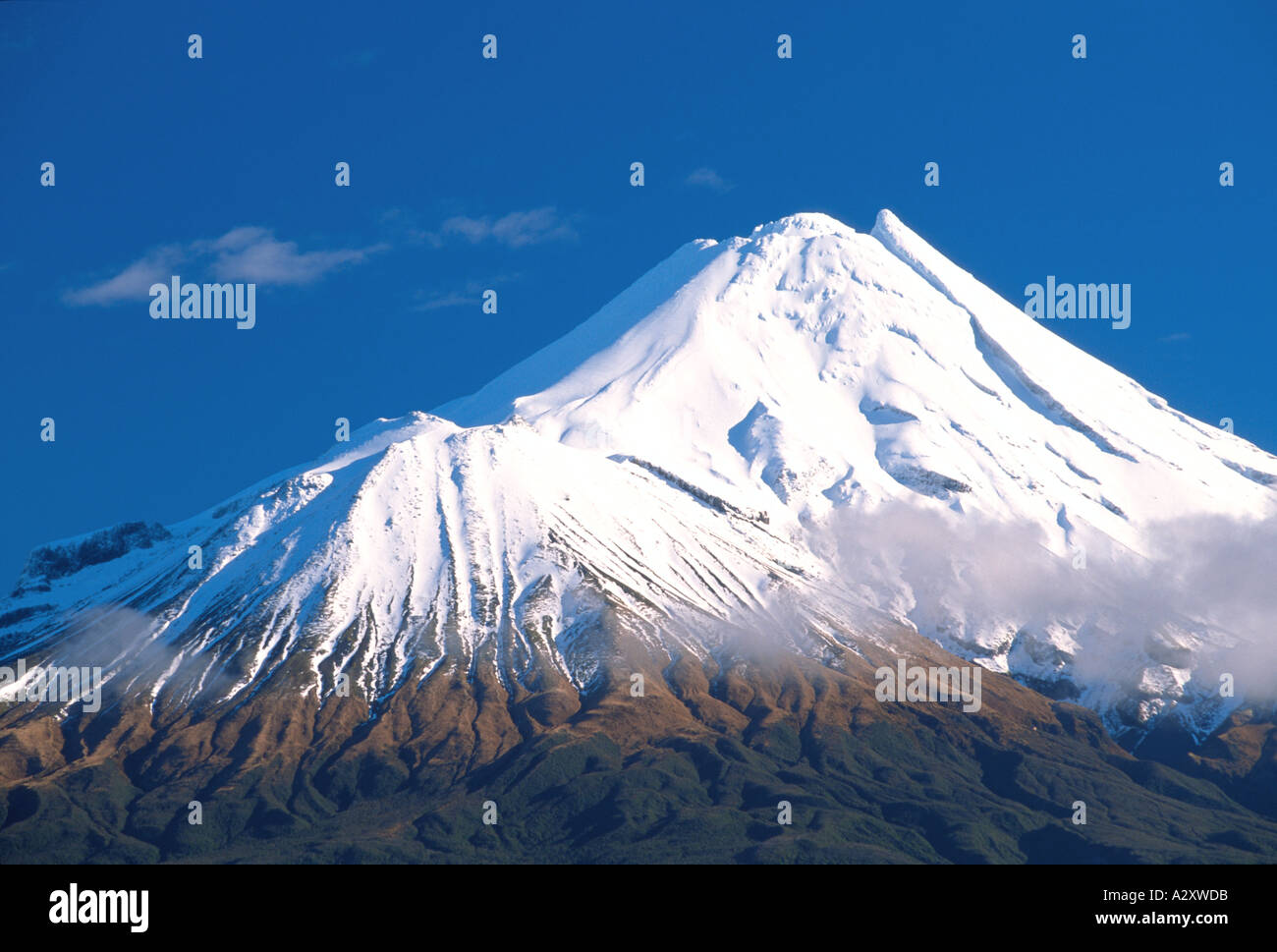 Mt Taranaki Egmont Taranaki North Island New Zealand Stock Photo Alamy