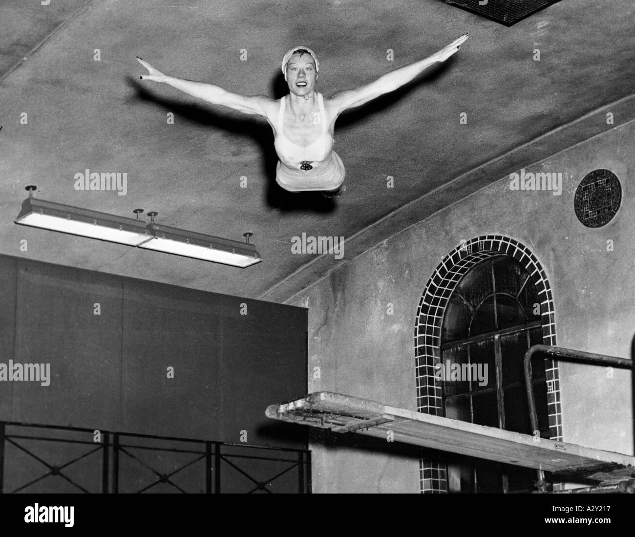Olympic diver board hires stock photography and images Alamy