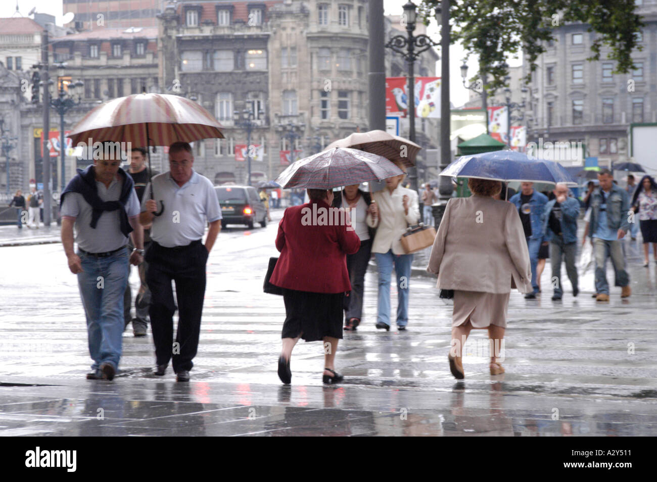 People Walk Under Umbrellas During Light Rain On The Wet Streets Of The  Editorial Stock Image Image Of Person, Outdoor: 167670004