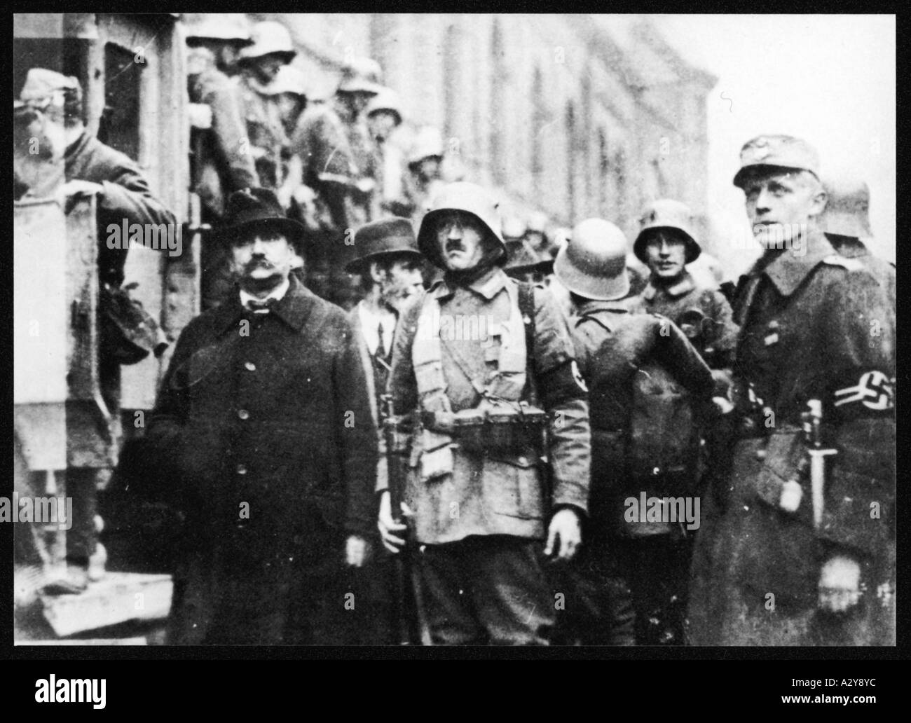 hitler-putsch-1923-stock-photo-6067643-alamy