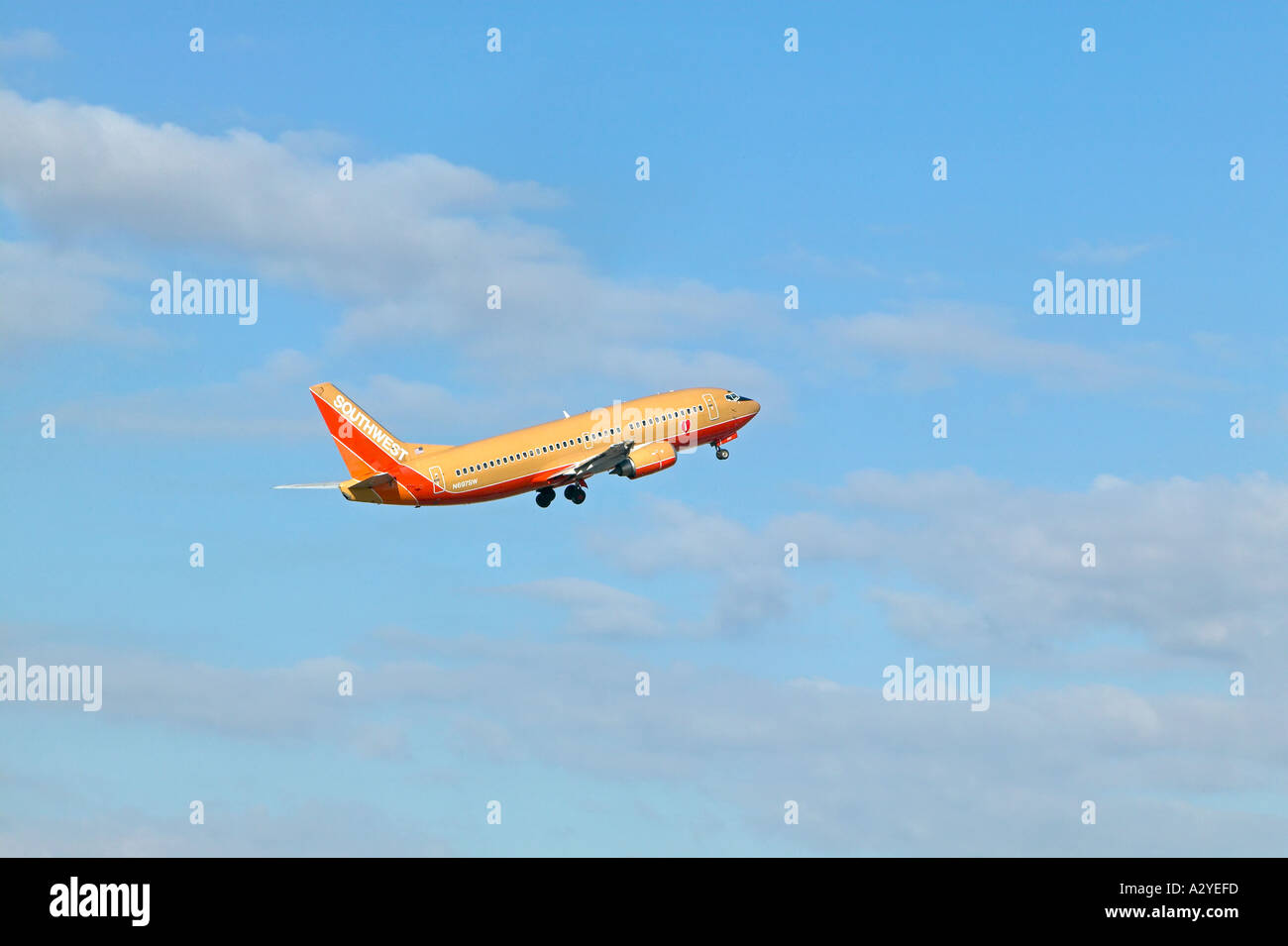 Retracting wheels hires stock photography and images Alamy