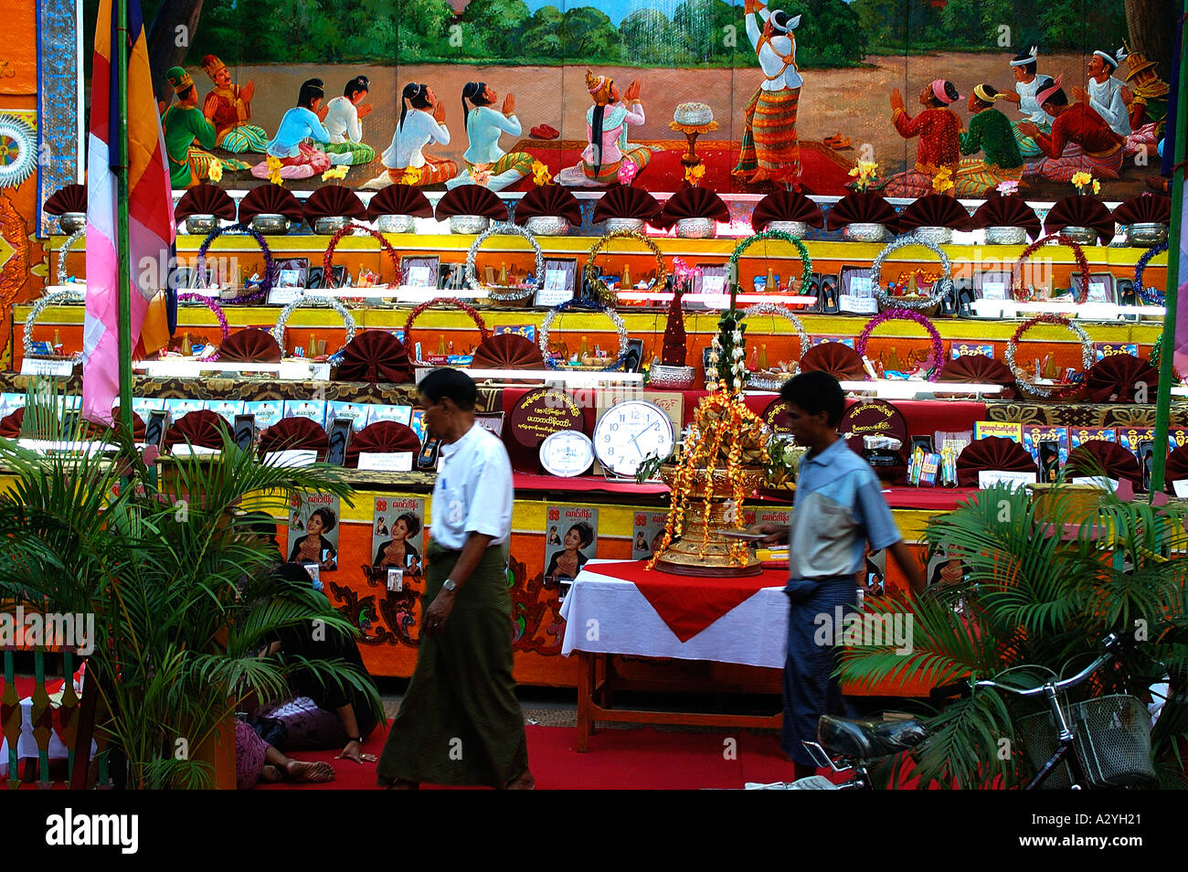 street karaoke stand Mandalay Burma Myanmar Stock Photo Alamy