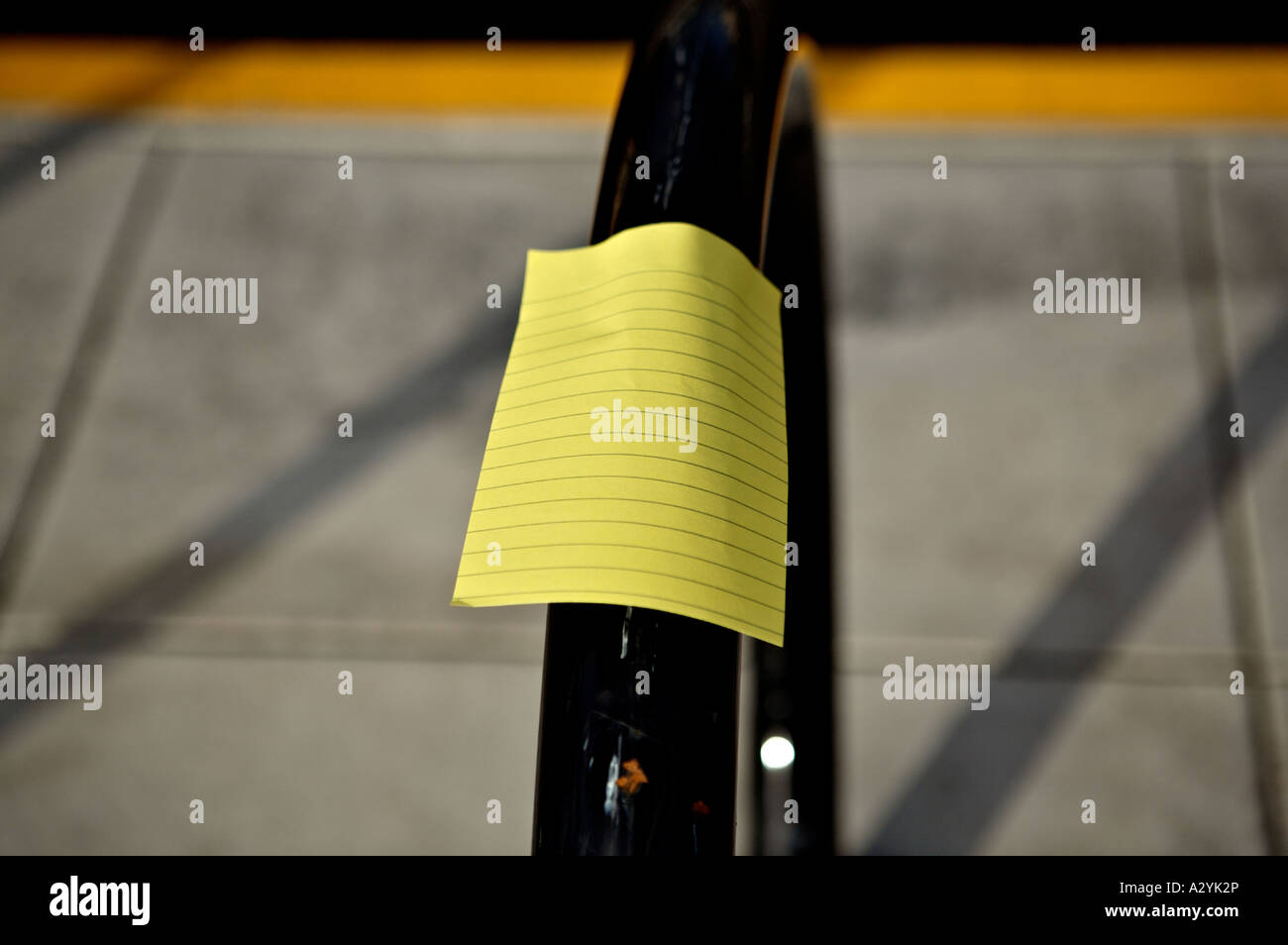 note blank sign Stock Photo - Alamy