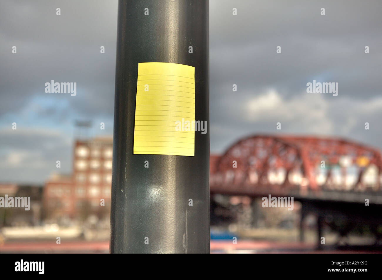 note blank sign Stock Photo - Alamy