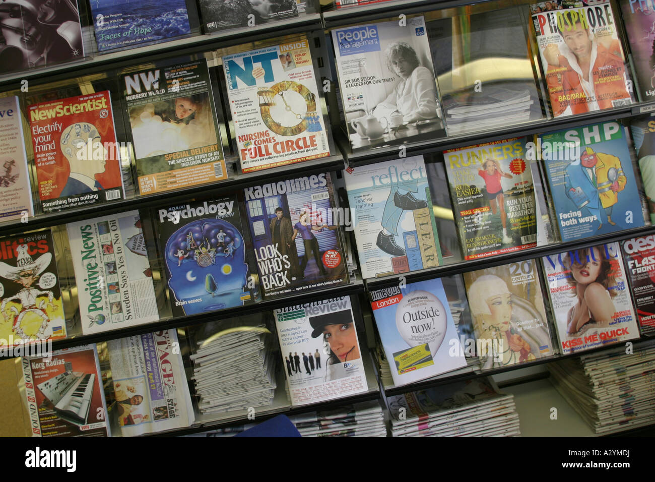 Magazine stand in sixth form college library Stock Photo