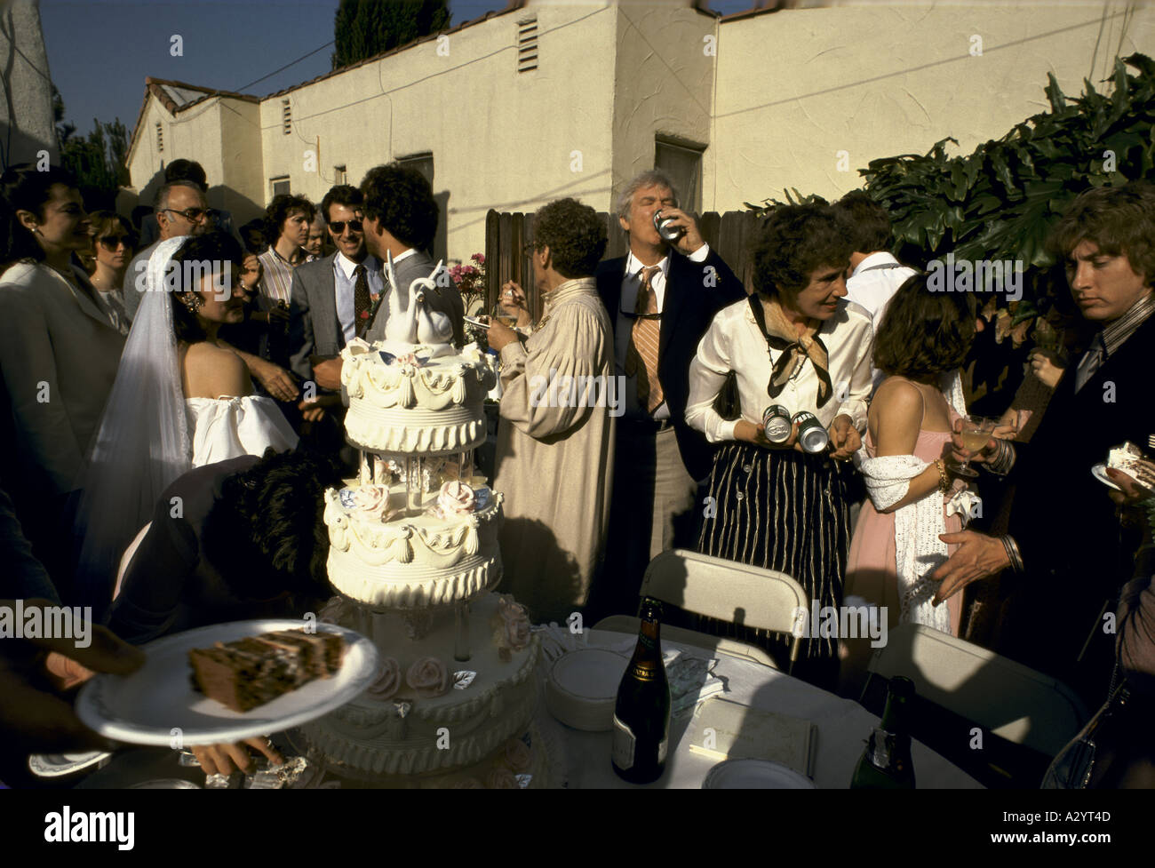 Wedding guests hi-res stock photography and images - Alamy
