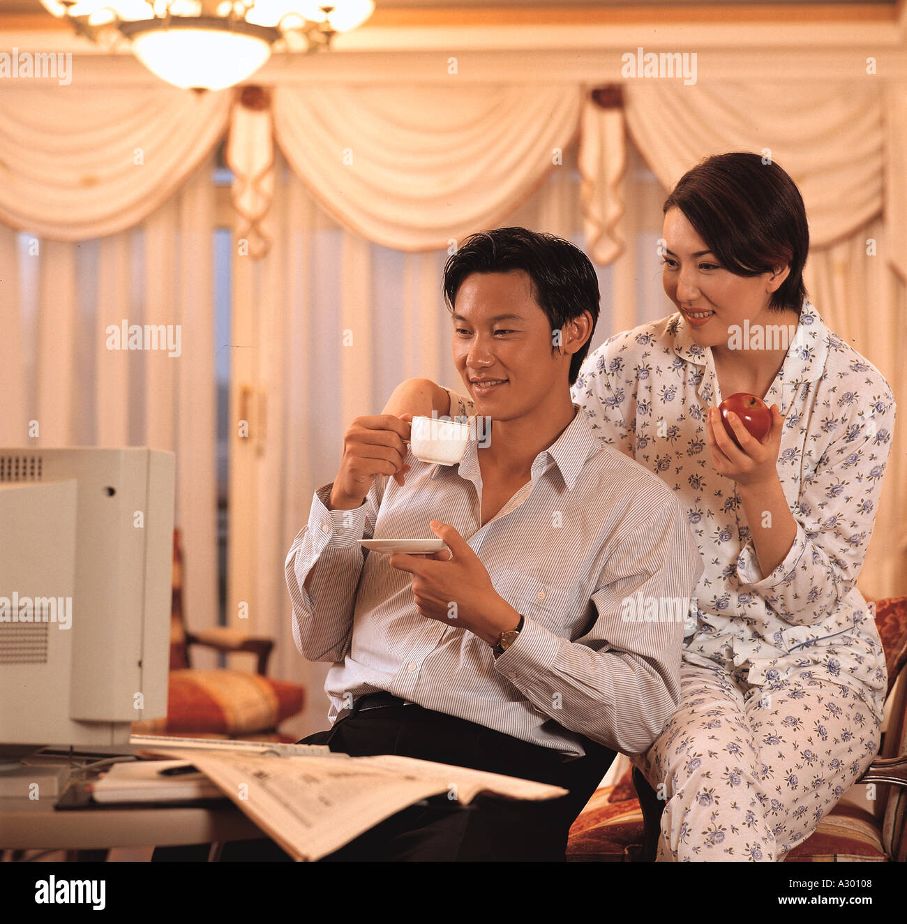 Romantic young hi-res stock photography and images - Alamy