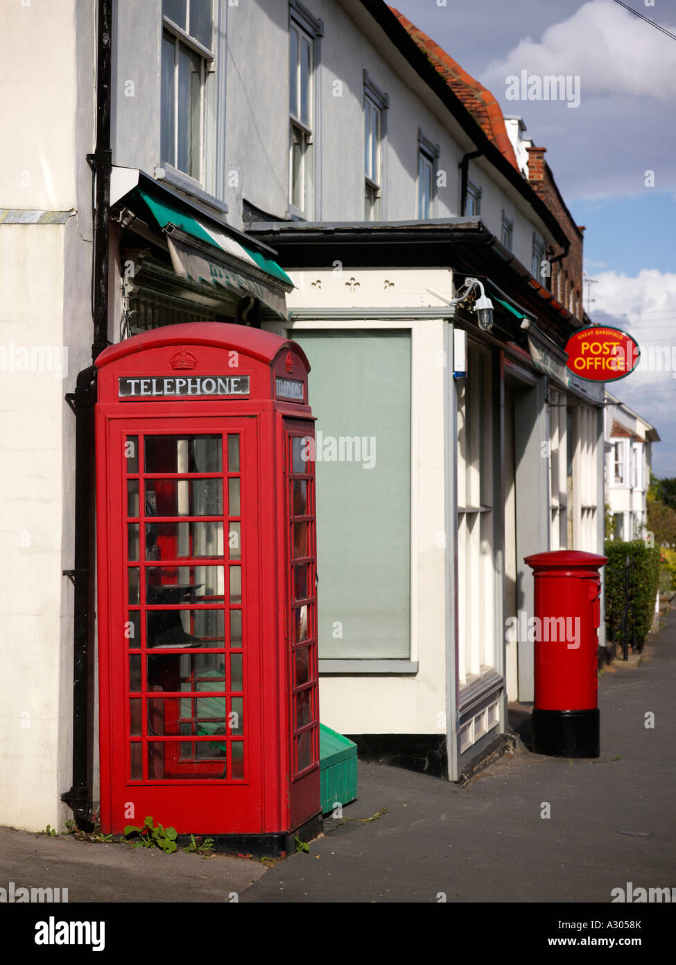 Post office and telephone box in Great Bardfield Stock Photo Alamy