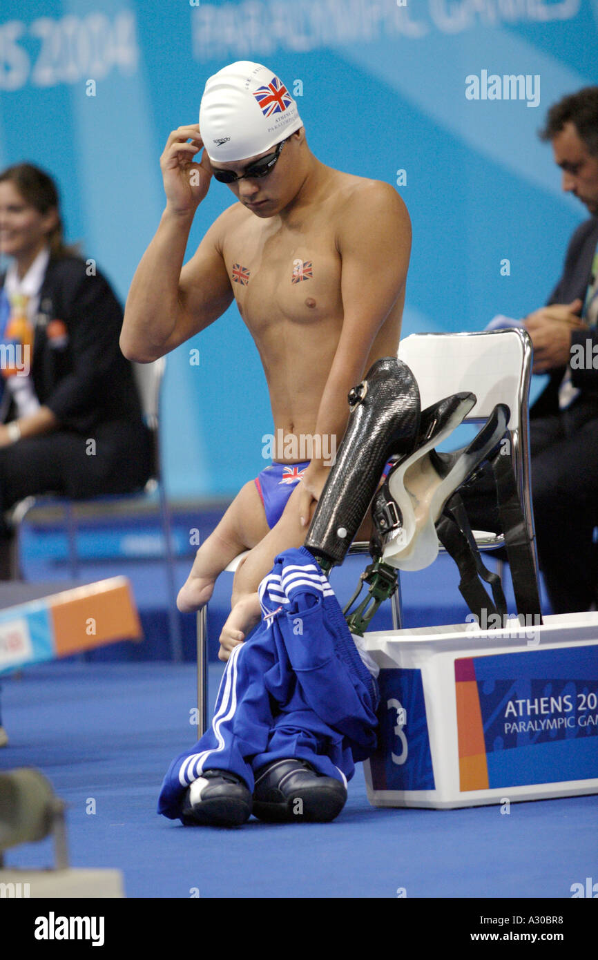 Anthony Stephens of Great Britain competes in the Mens 50m Freestyle S5 Final winning bronze medal in Athens 2004 Paralympics Stock Photo