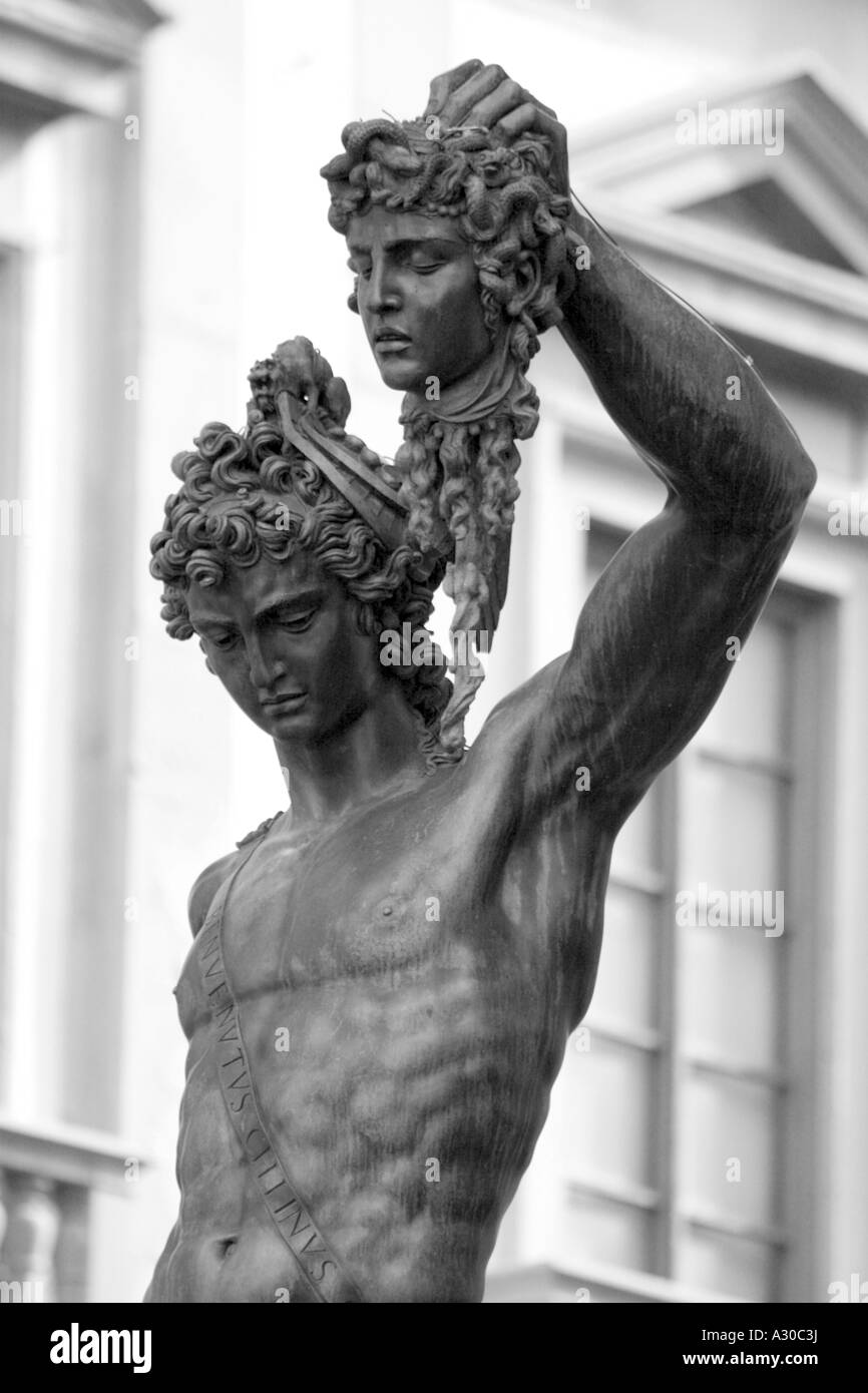 Perseus holding aloft the head of Medusa Stock Photo