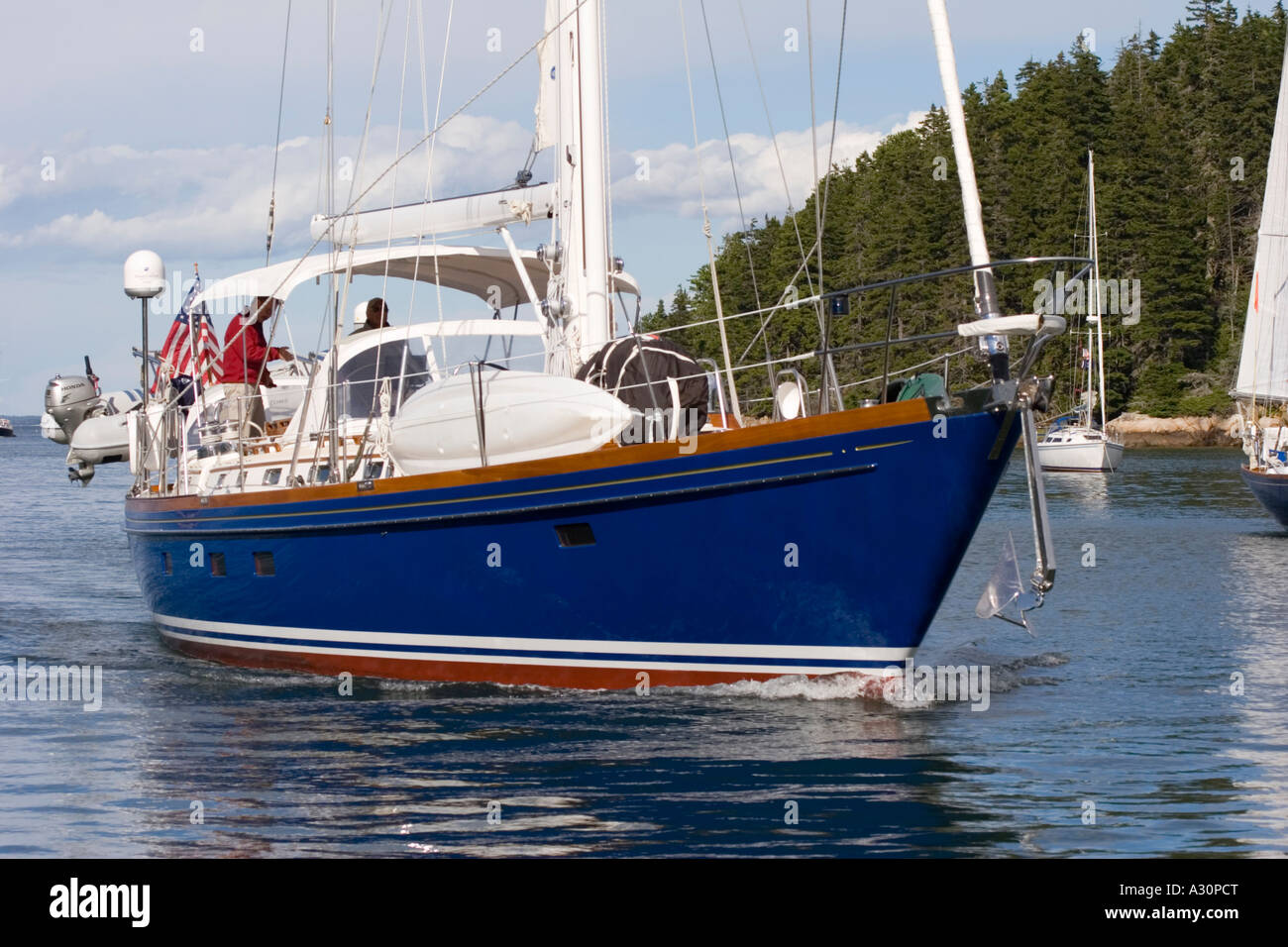 Sailing vessel showtime hires stock photography and images Alamy