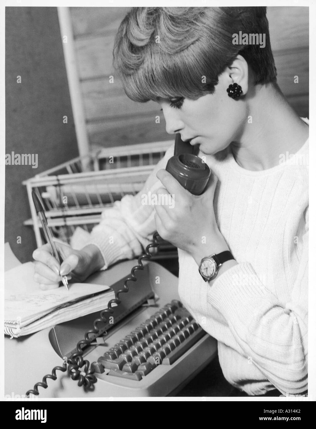 Secretary office 1960s hi-res stock photography and images - Alamy