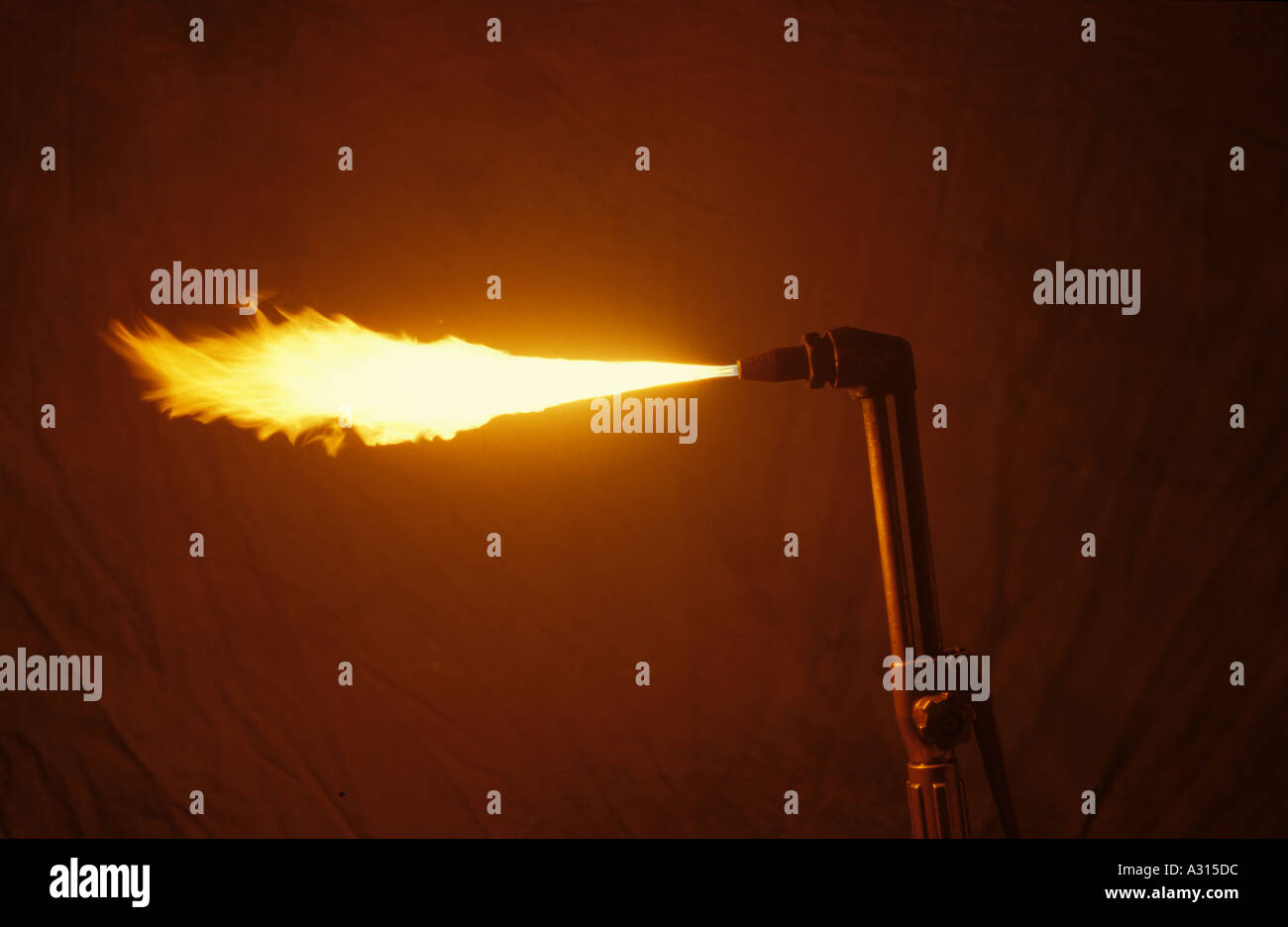 Blowtorch flame hires stock photography and images Alamy