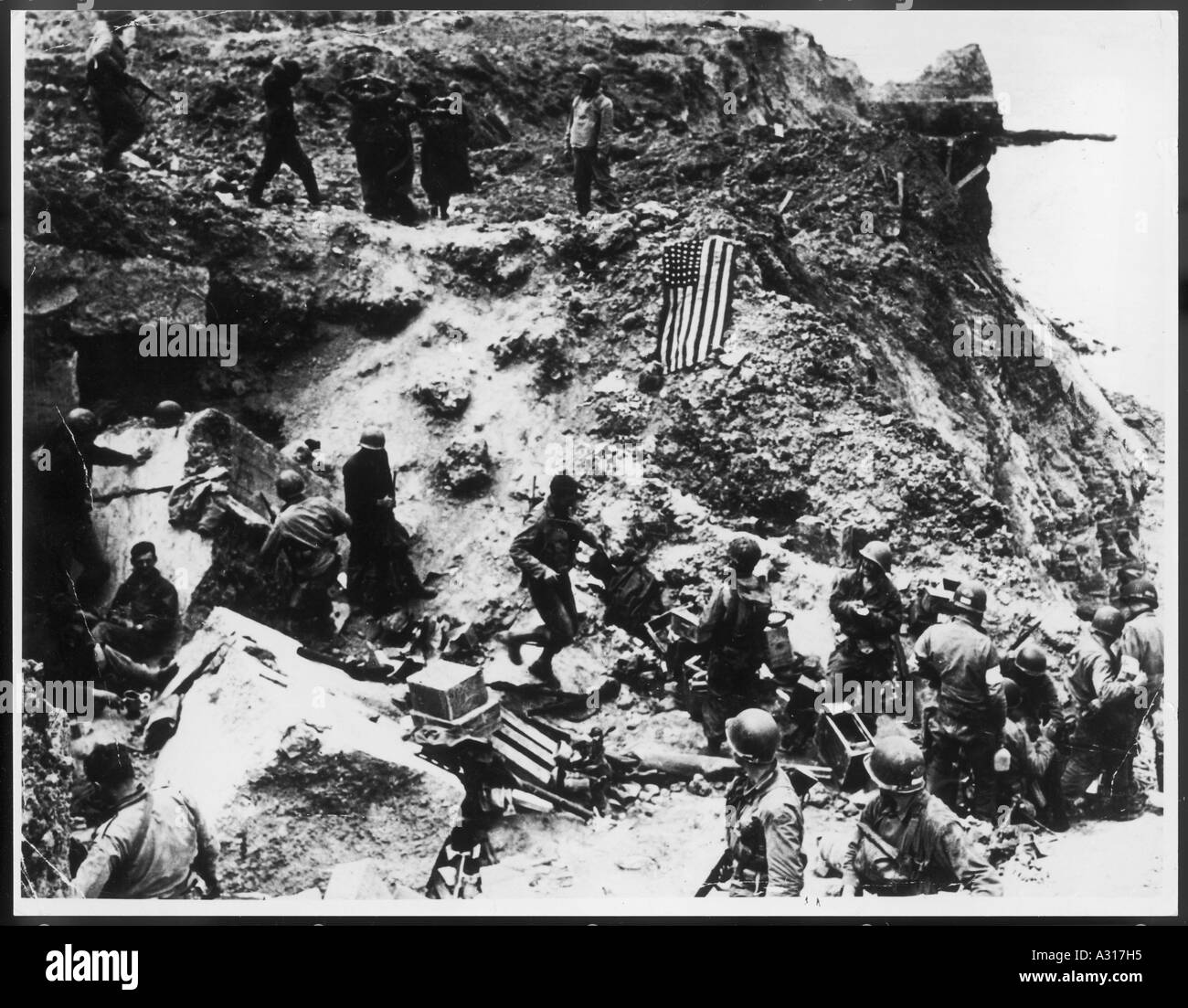 World war american prisoners war hi-res stock photography and images ...