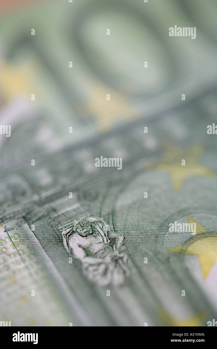 Detail of a hundred Euro banknote Stock Photo - Alamy