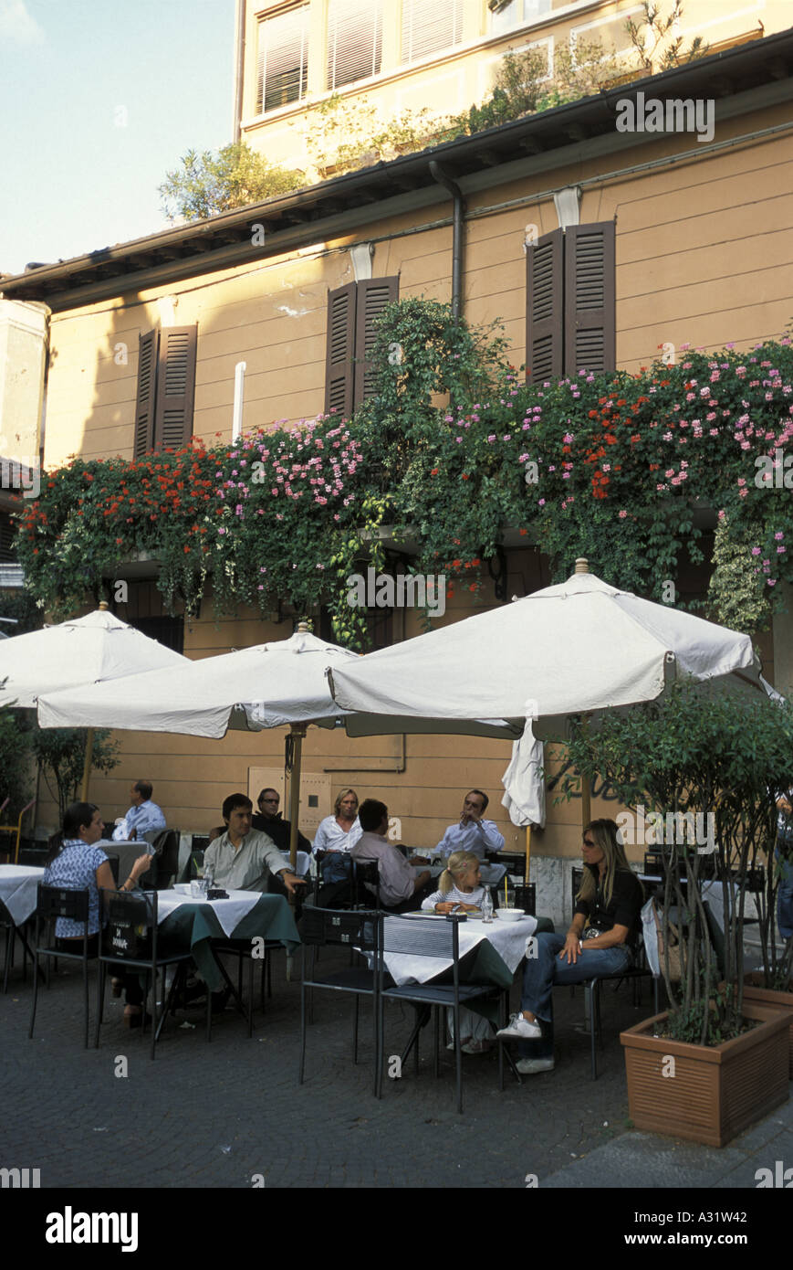 Cafï¿½ Piazza Duomo Brescia Lombardy Italy Stock Photo