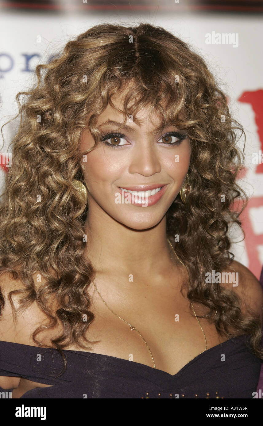 DESTINY'S CHILD lead singer Beyonce Knowles in 2001. Photo Jeffrey Mayer Stock Photo