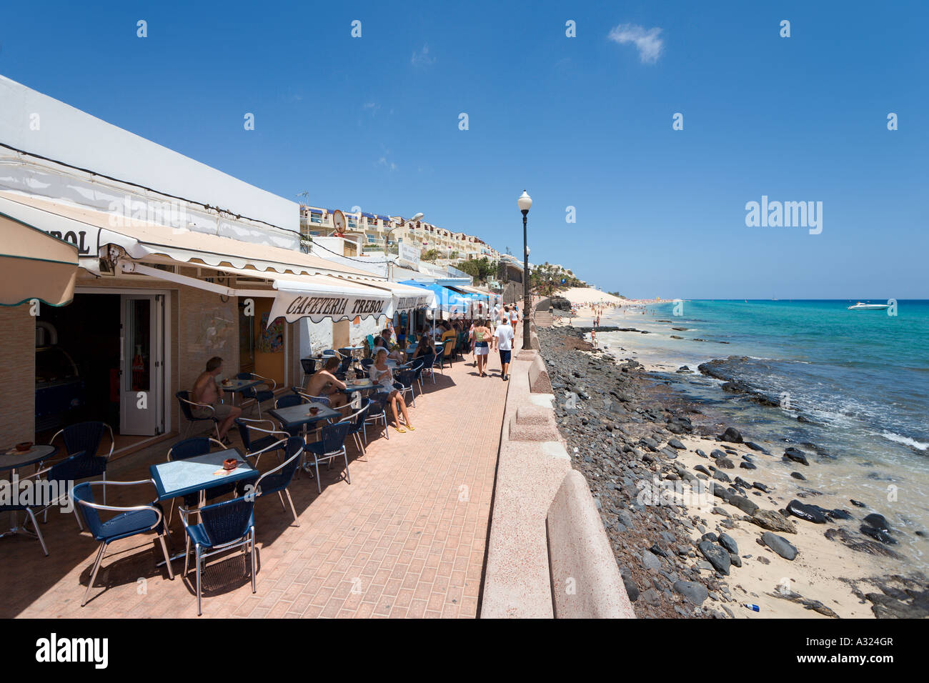 Seafront restaurant and shops in the old town, Jandia (Morro Jable ...