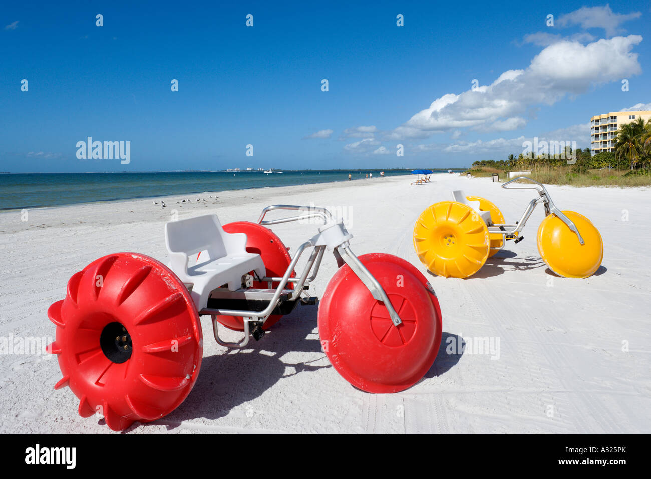 Fort Myers Beach near Pink Shell Beach Resort and Bowditch Point Park, Gulf Coast, Florida, USA Stock Photo