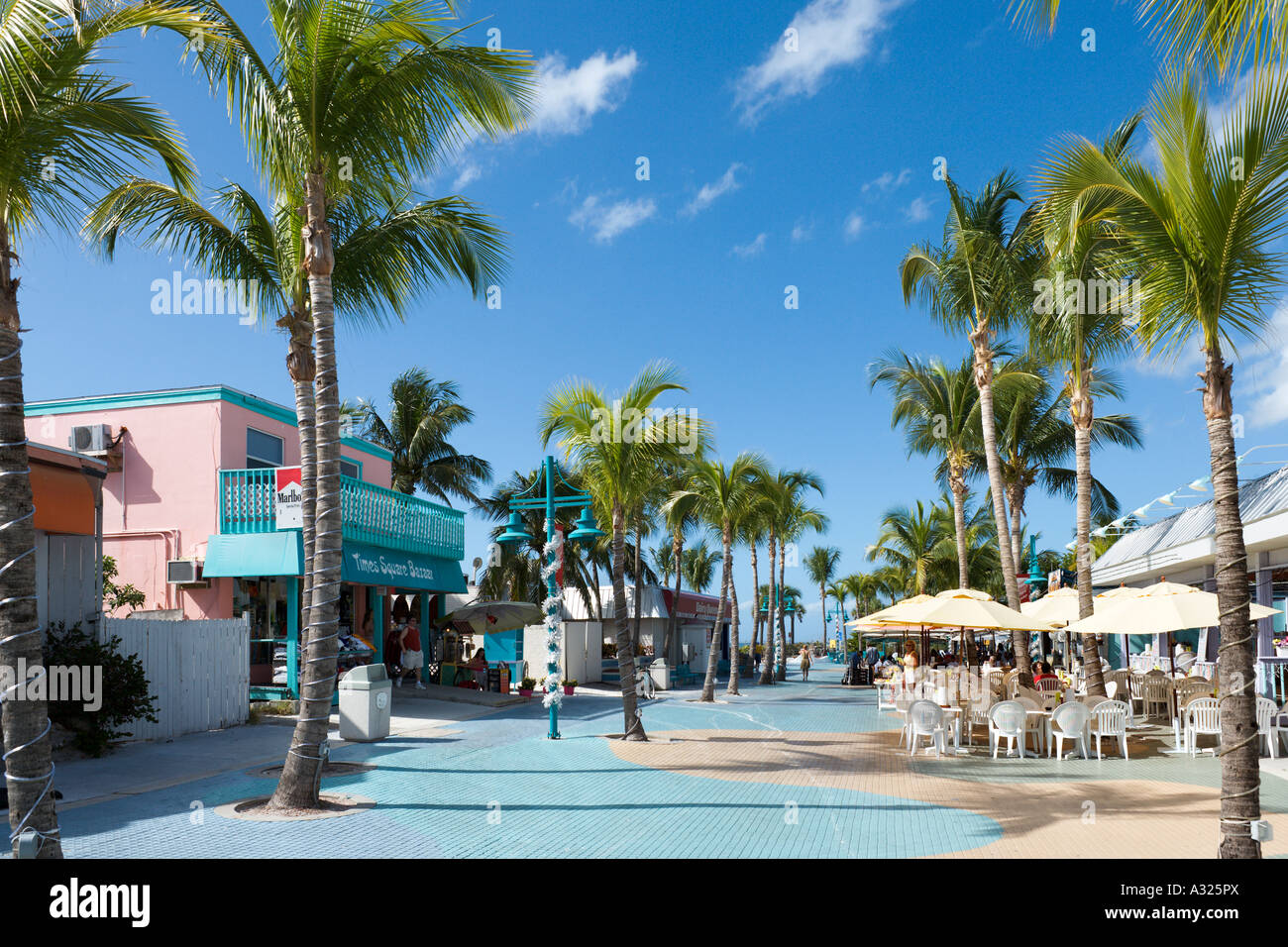 Cafes and Shops in the resort centre, Estero Island, Fort Myers Beach, Gulf Coast, Florida, USA Stock Photo